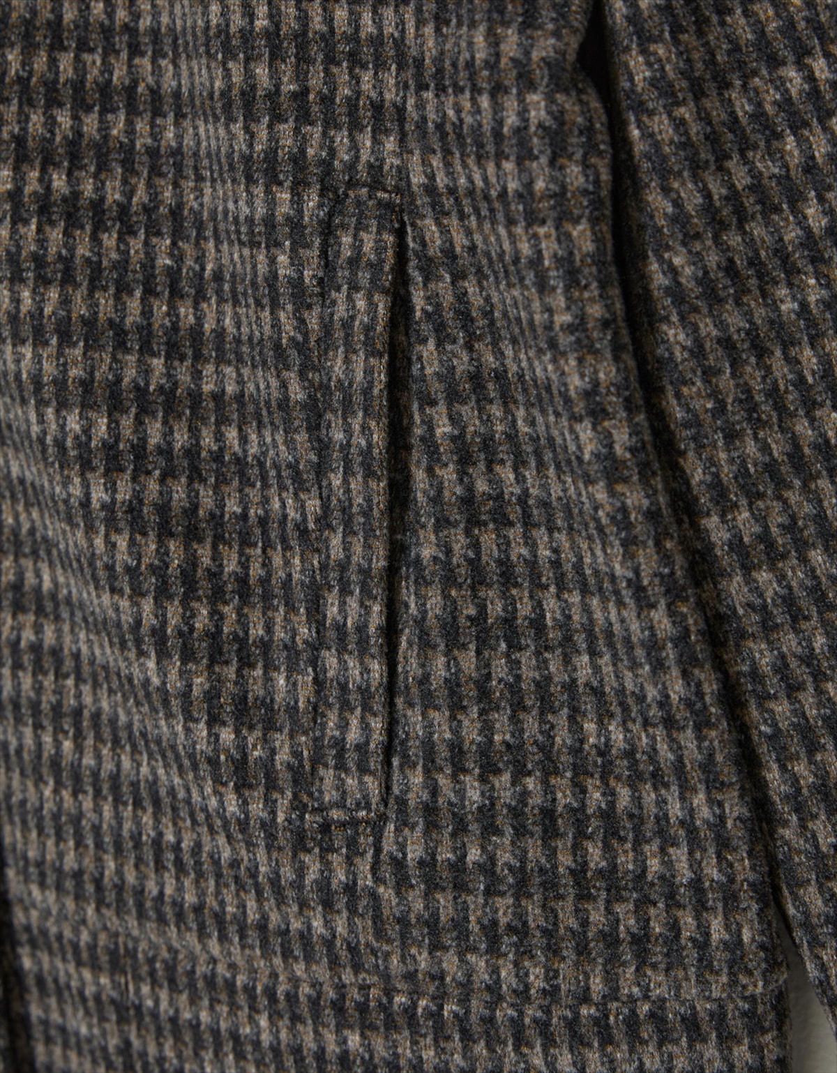 image_b90dc23f-4d1d-48f8-847a-4d204e7c5eaa