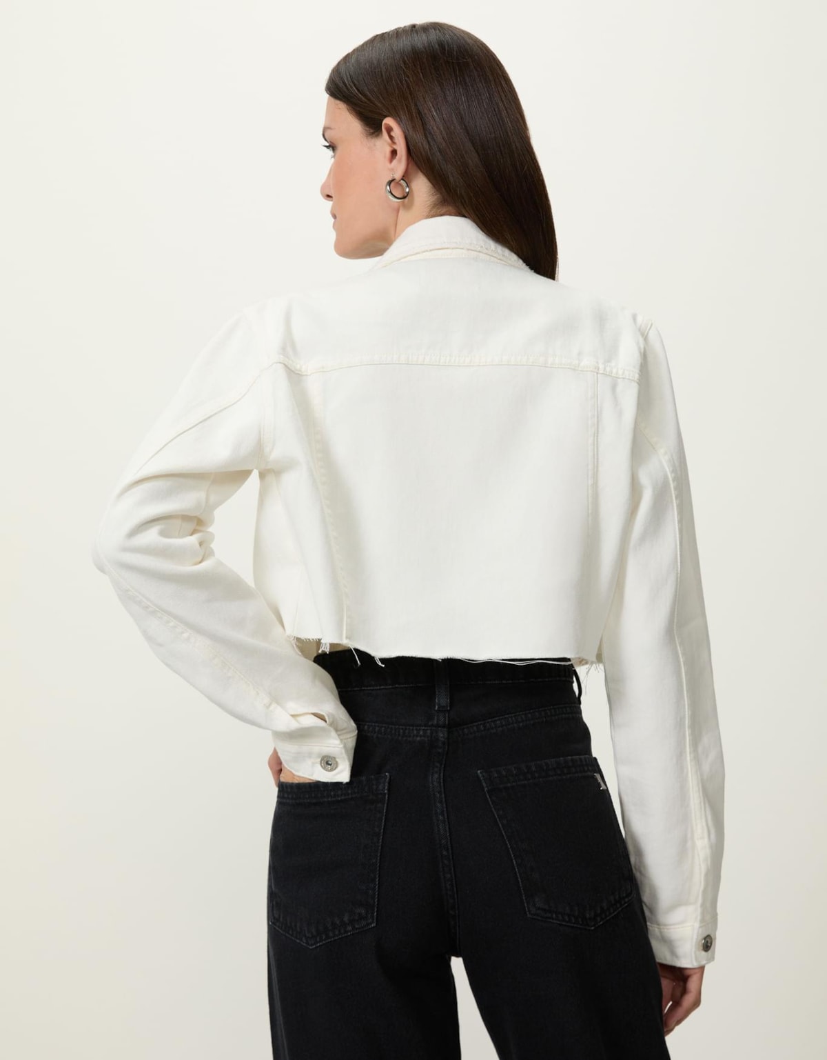 image_38c2c49a-1af6-43c5-8f6f-25a8df62fa19