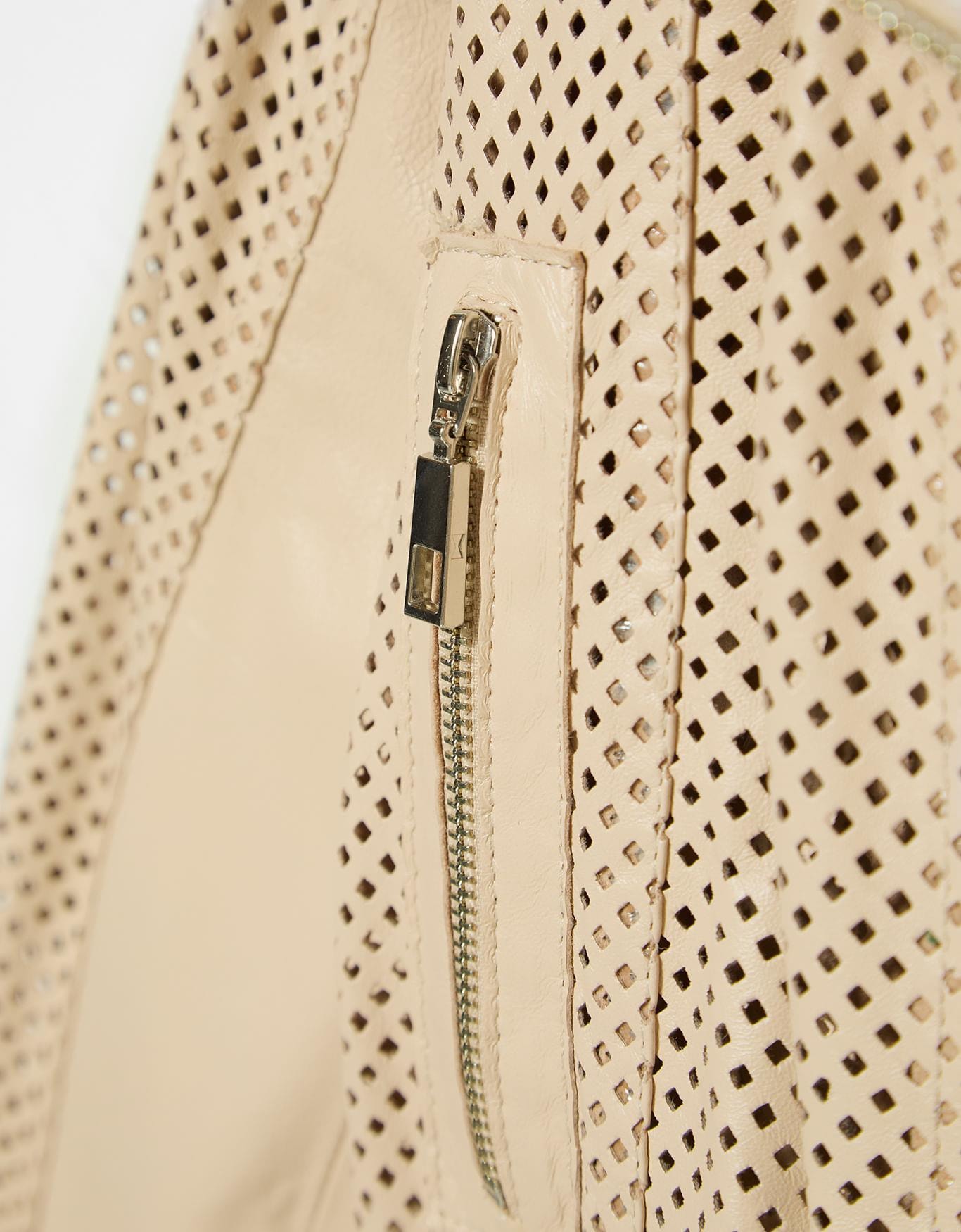 image_3e0dd266-990a-4ad2-99f2-4f77102d249b