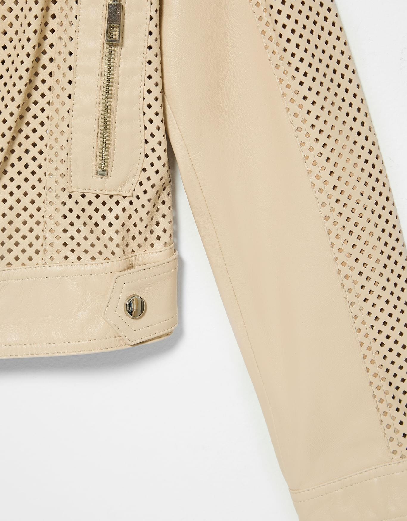 image_c024d8af-2a35-4988-8de8-94d54da21bc6