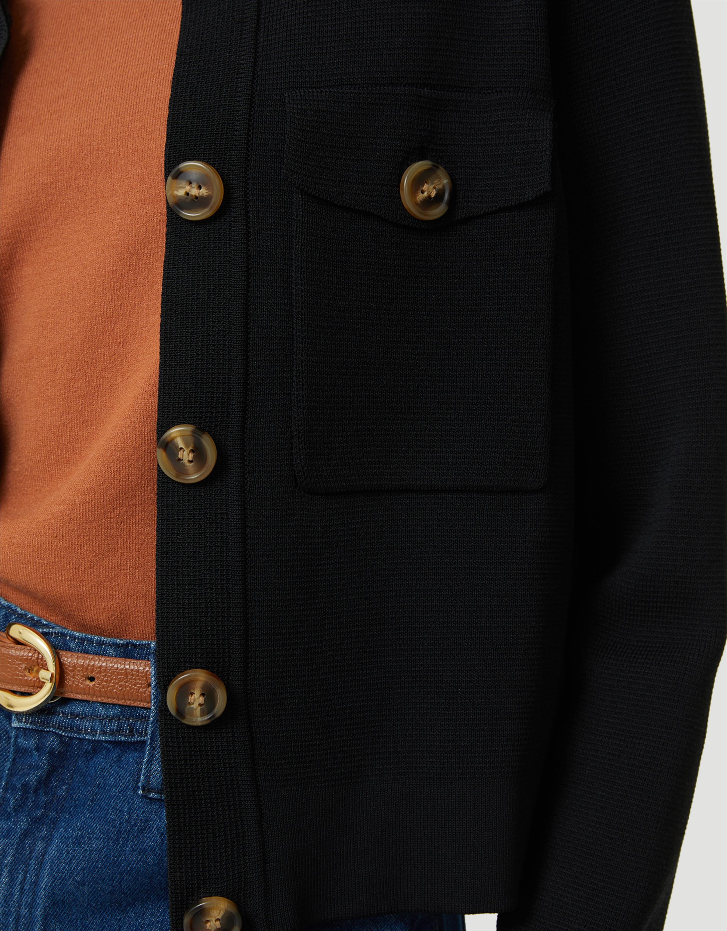 image_7a1ccf57-8559-41a5-8aba-4ea6f8d95086