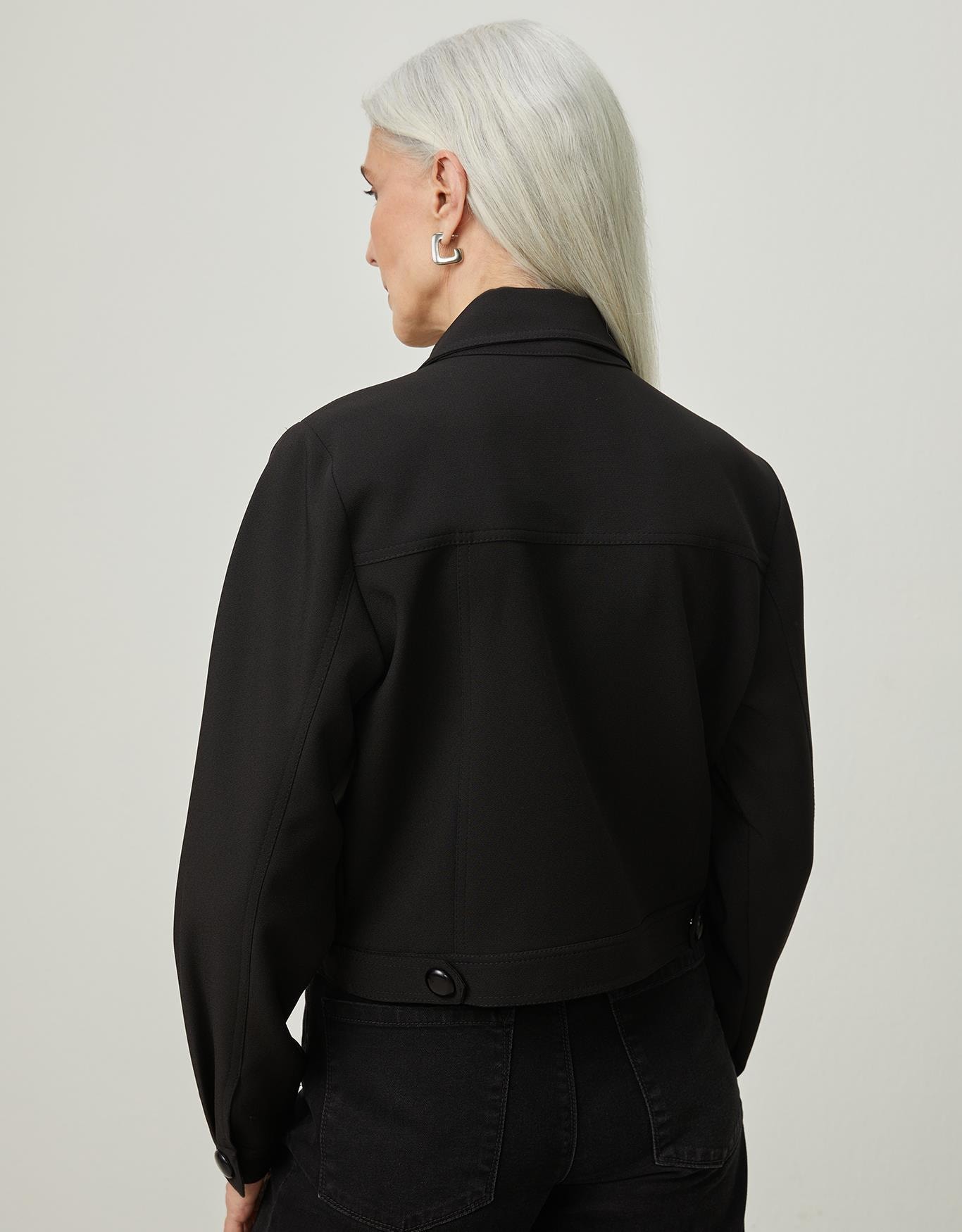 image_3bf9d9c3-aba6-4a6d-bc6d-cb98e814f1e2