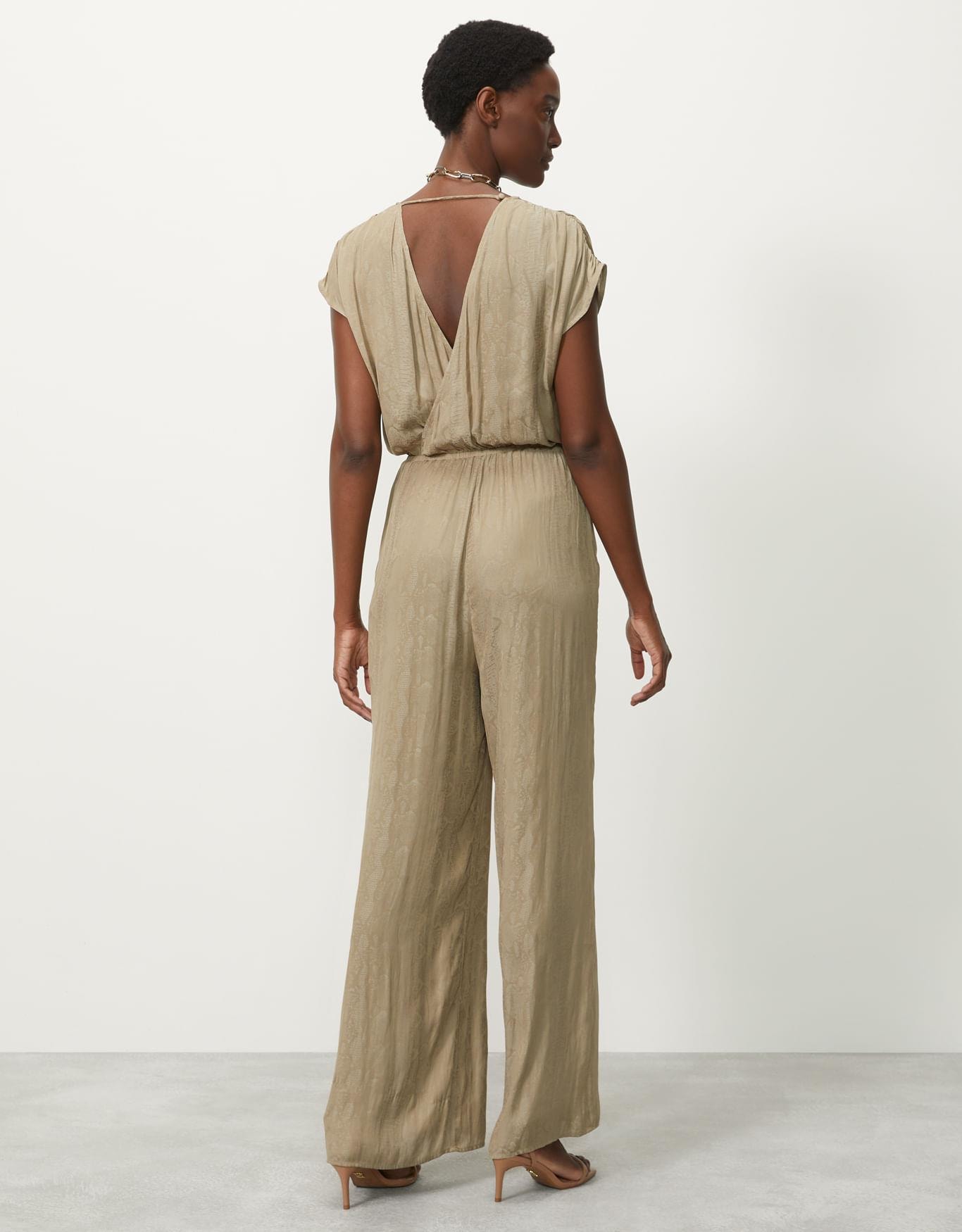 image_dfd52cb8-70a9-485e-b53c-2258e178ae4d