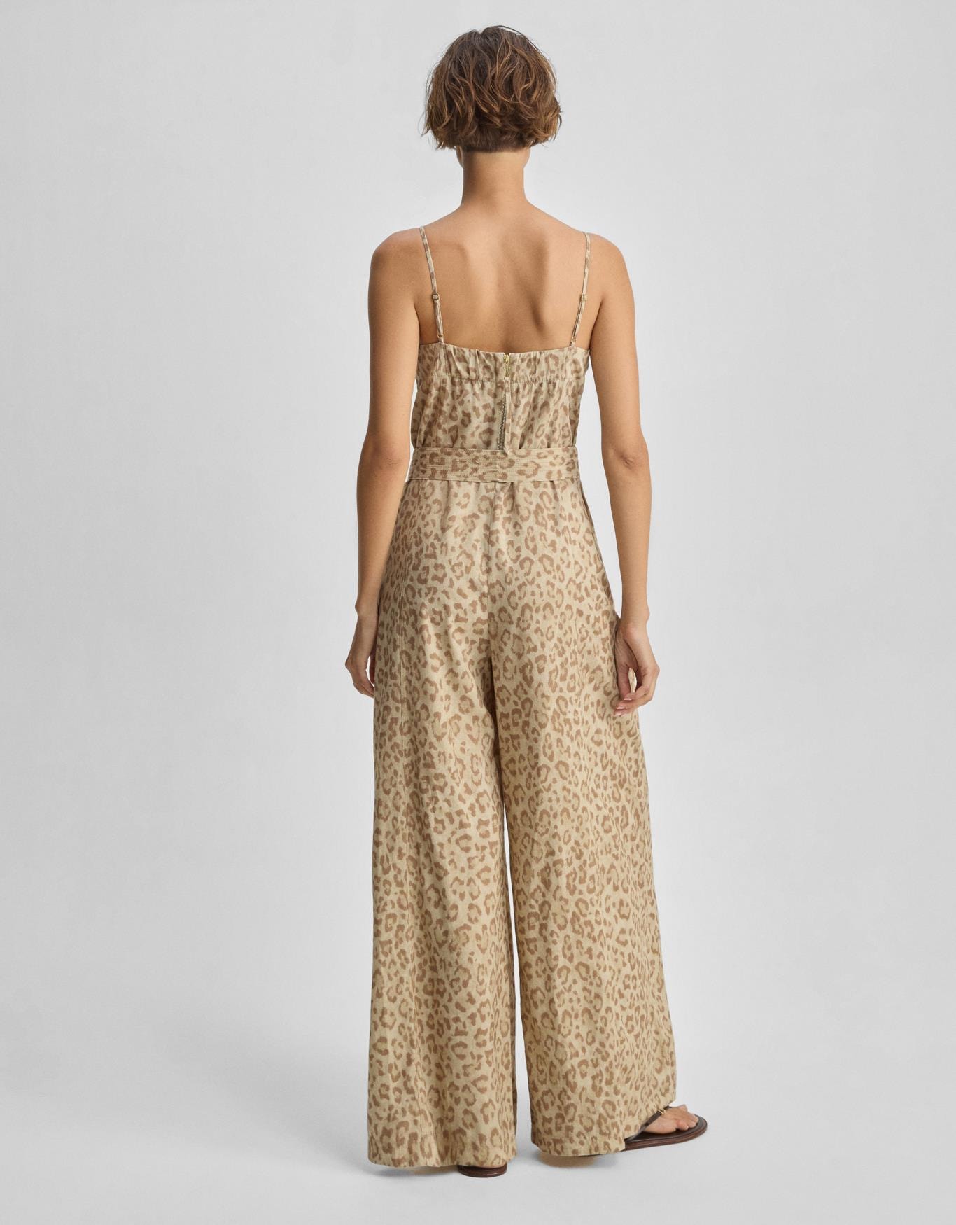 image_b2db18f0-9a86-436a-8c40-a08f28c0a807