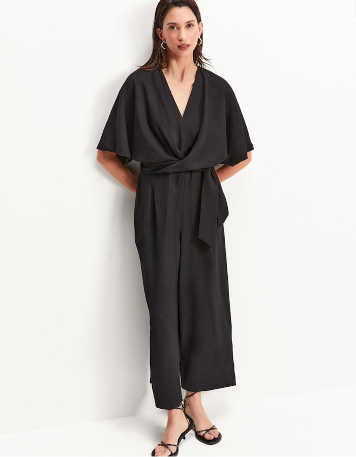 Macacão Pantacourt Com Amarração