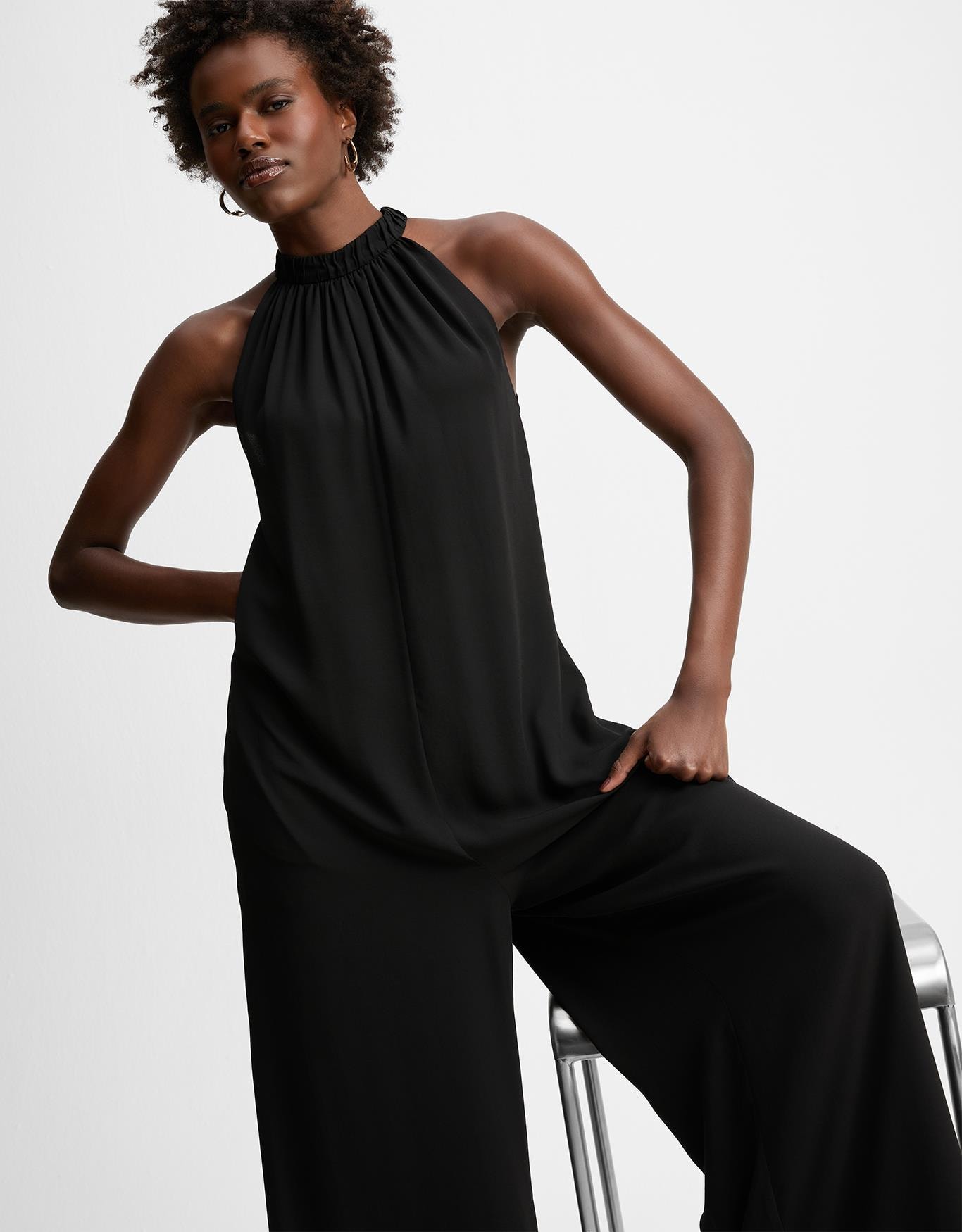 Macacão Pantalona Amplo com Franzido