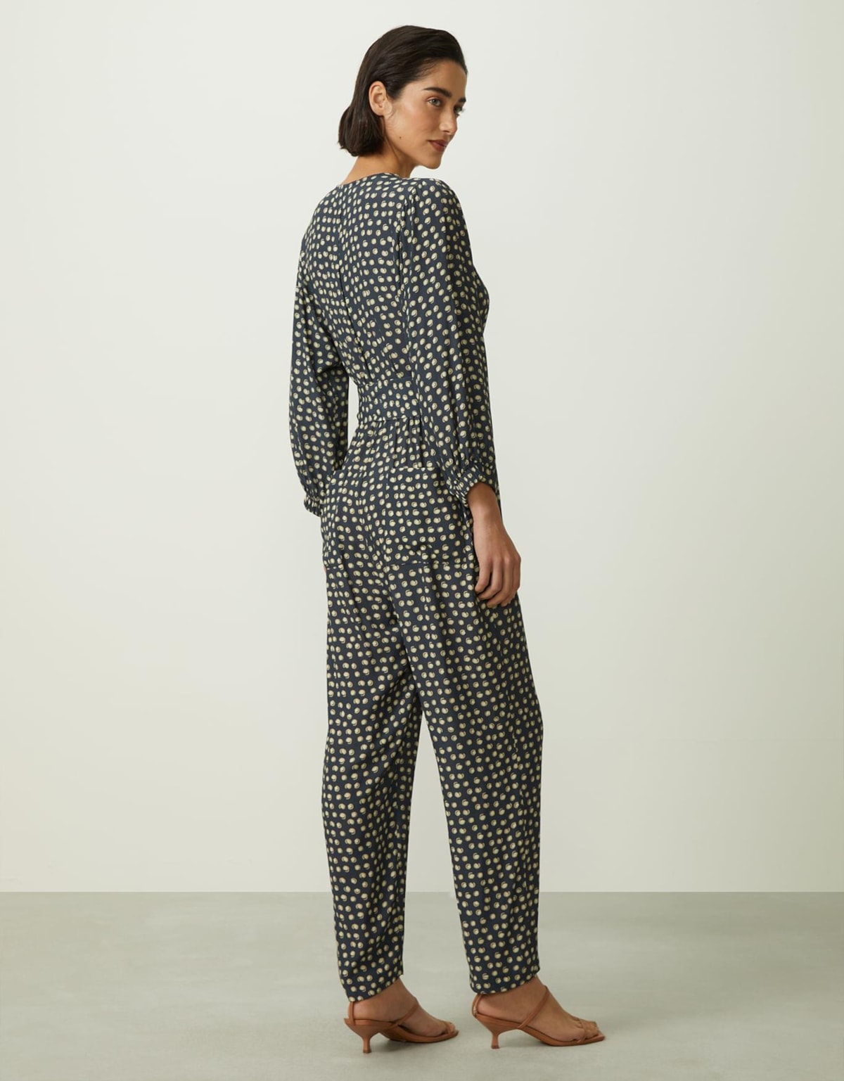 image_c051309a-d984-46cf-a2d1-2ea0890c3ac6