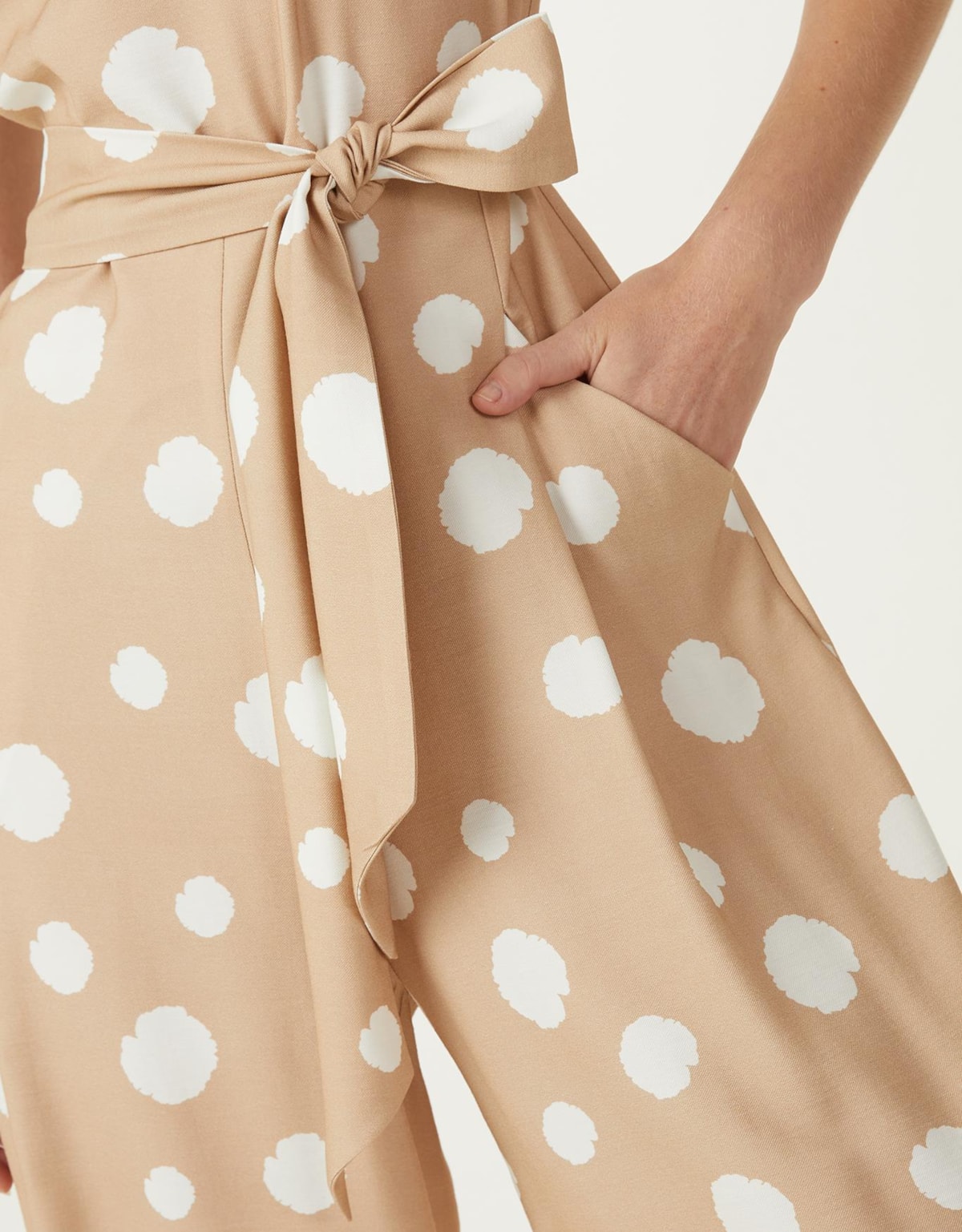 image_54c3d68f-098a-46d1-9c47-eacc4cf5256e