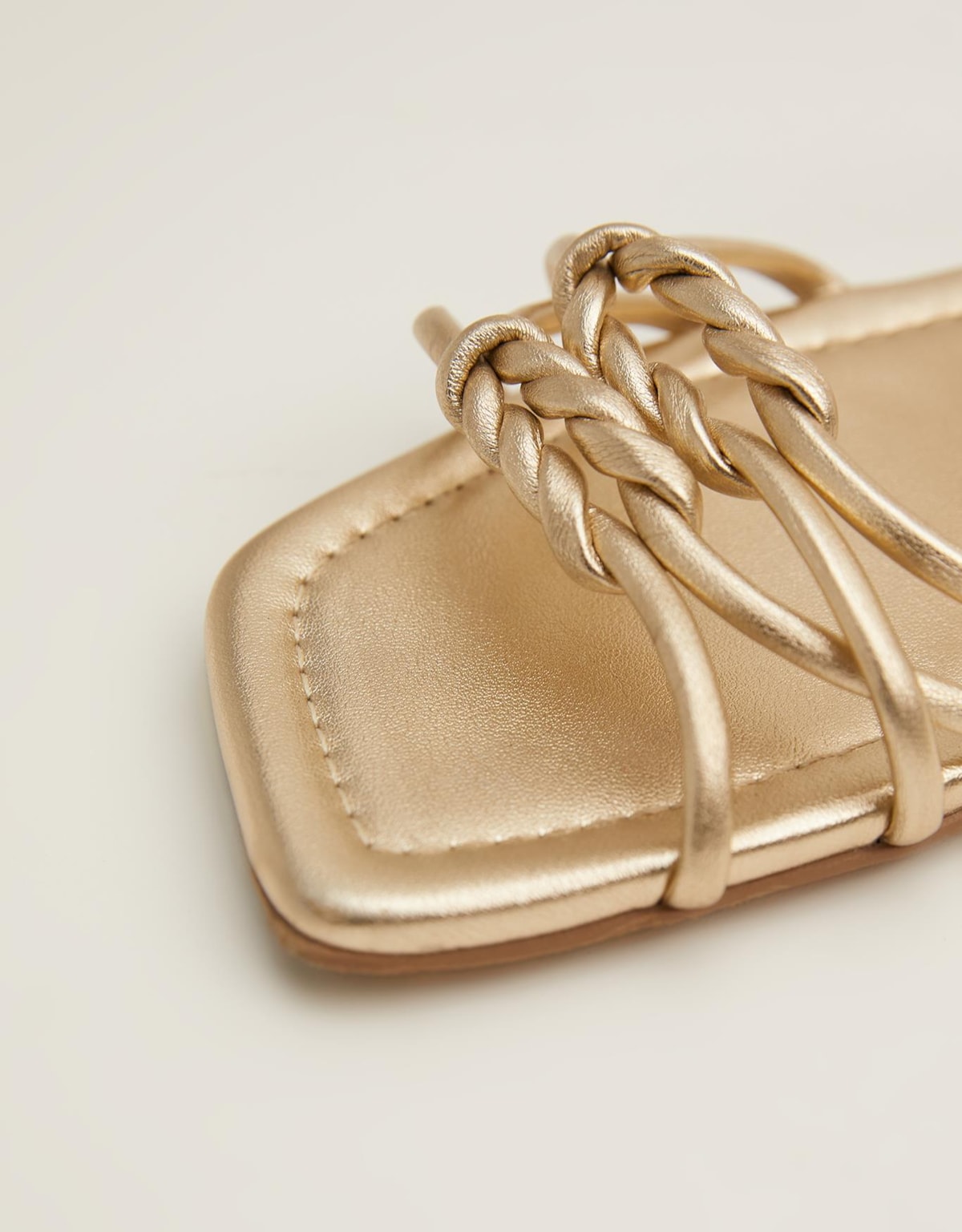 image_e88d91f8-33a6-45cb-9994-f25b91eb0c87