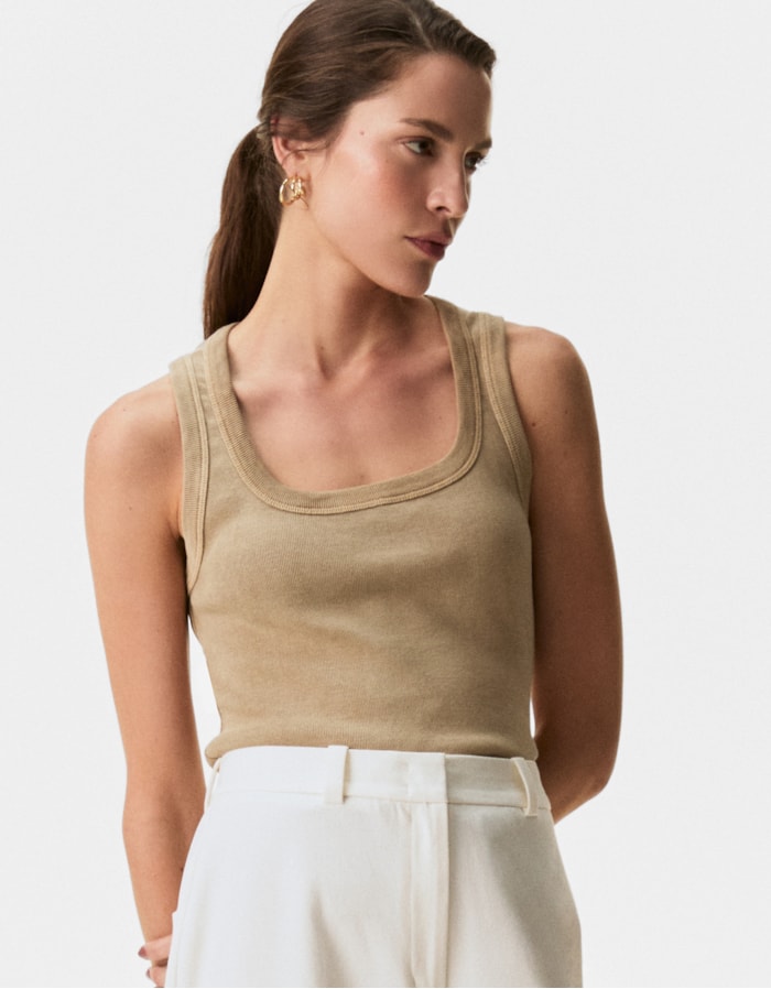 Shoulder — Regata Canelada Estonada