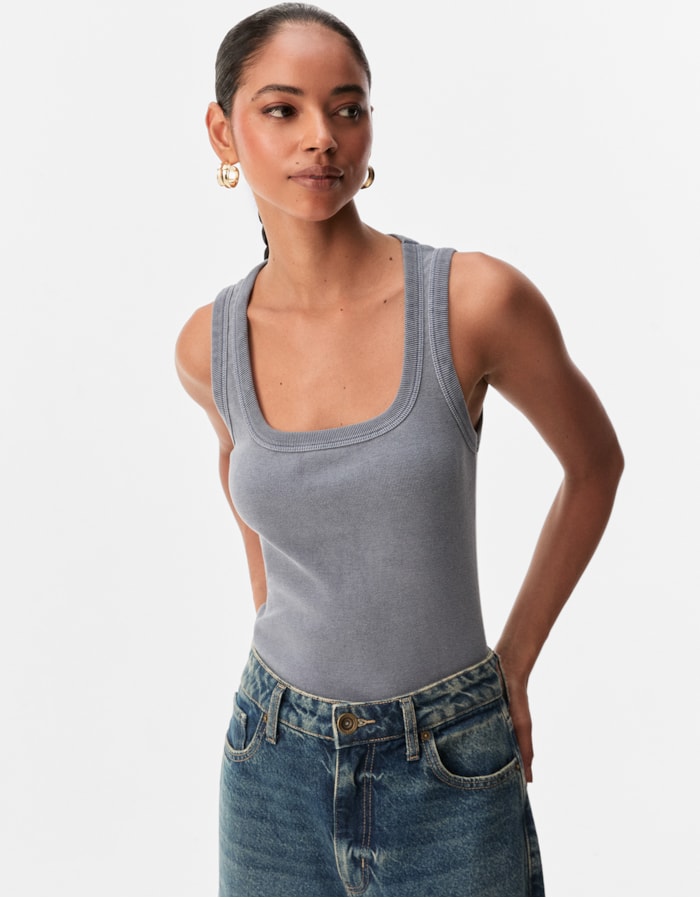 Shoulder — Regata Canelada Estonada