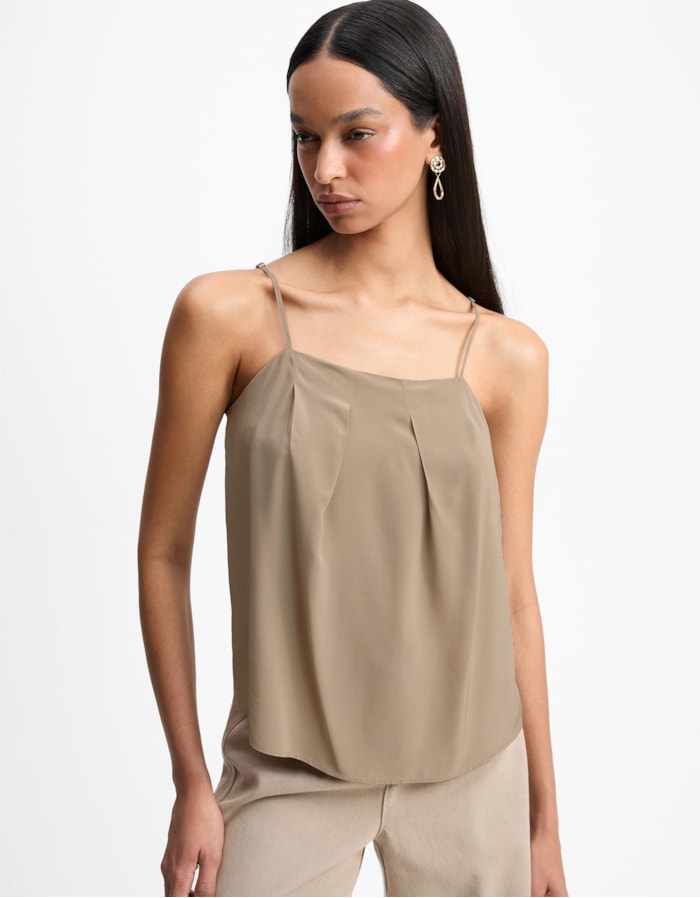 Shoulder — Regata com Pregas