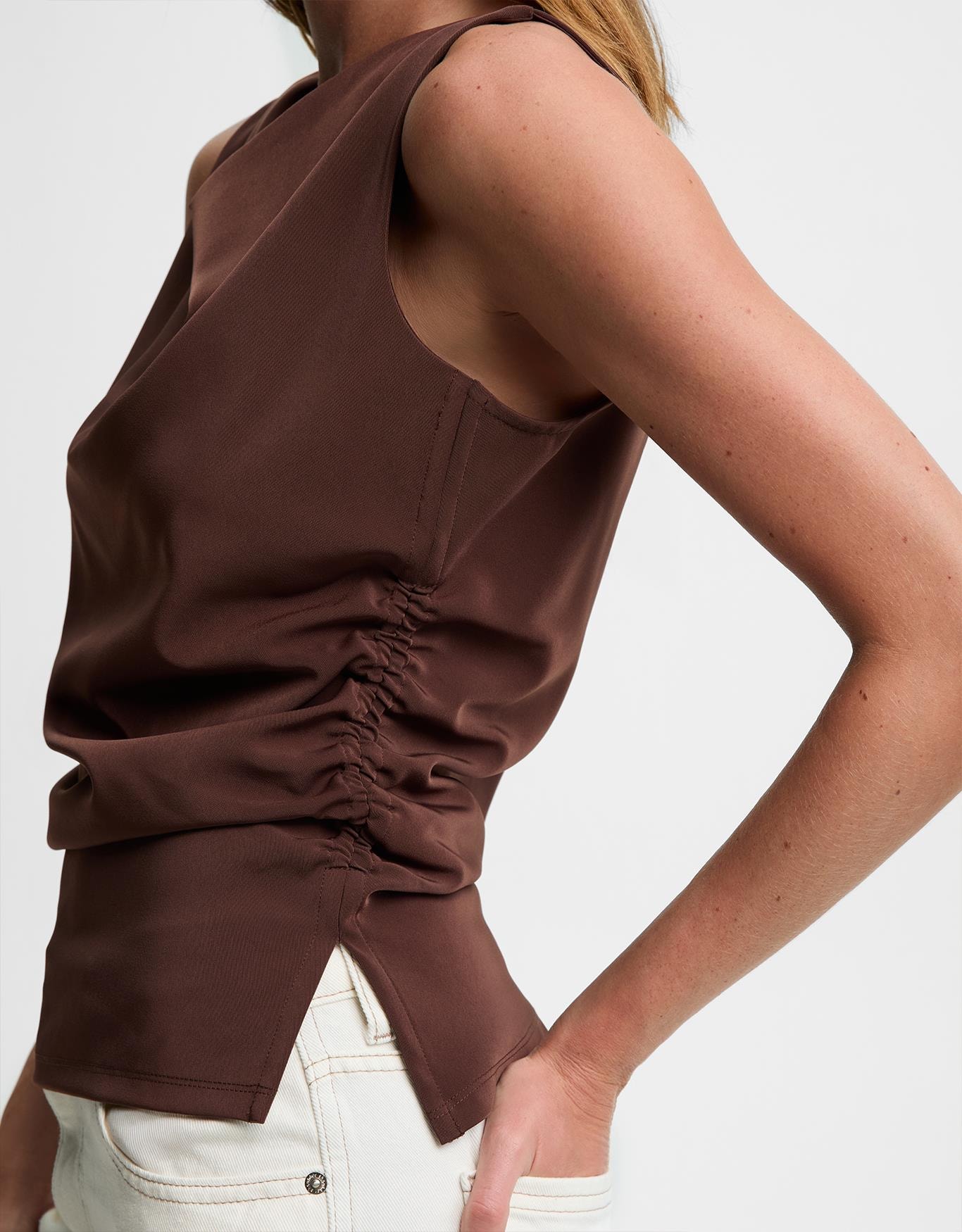 image_9ade9c34-cec3-425f-8b6d-3efe54bb0f2a