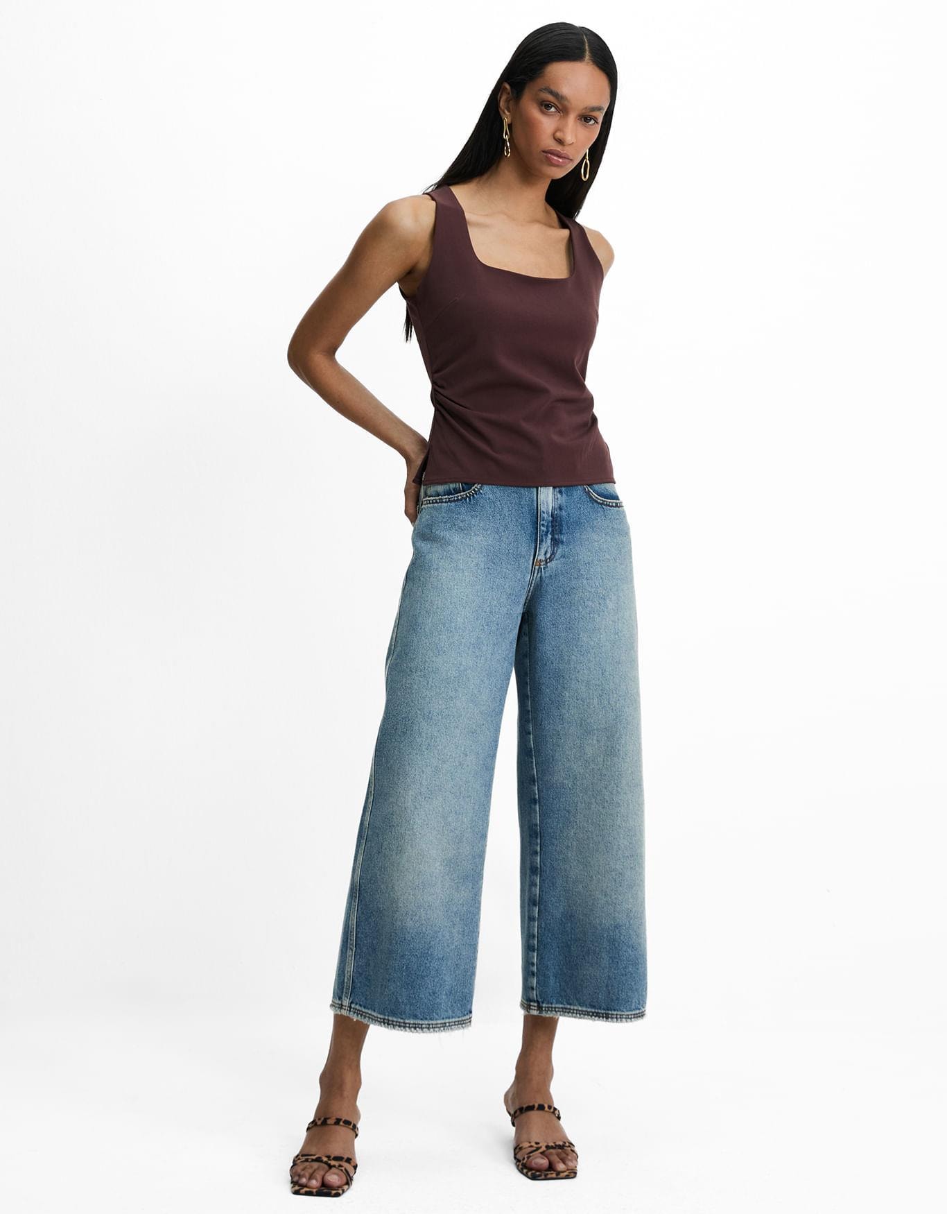 Regata Detalhe Franzido