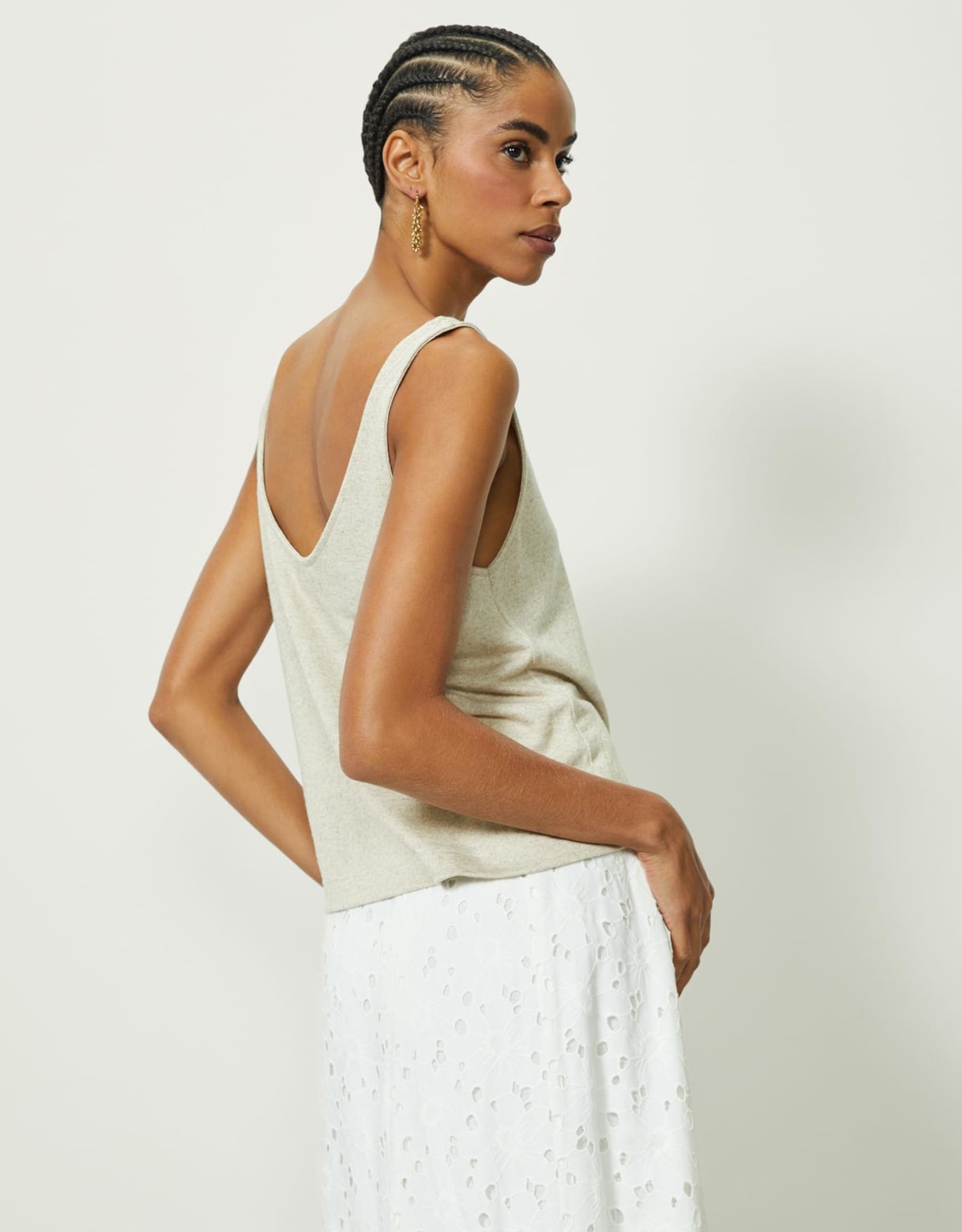 image_c4a68606-5e9a-4667-8a47-e47c459d4f3f