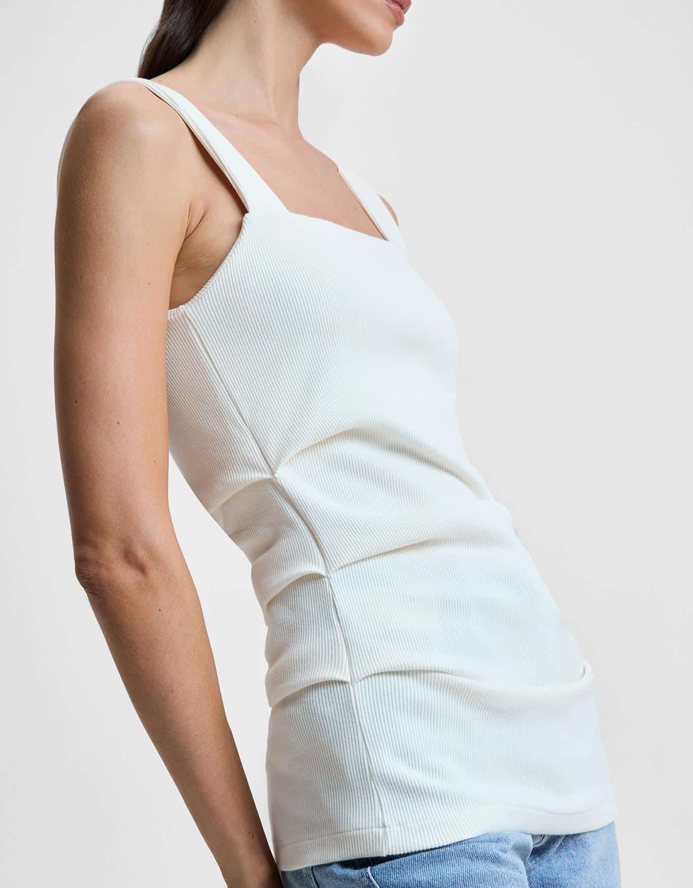 Regata Malha Pregas Laterais