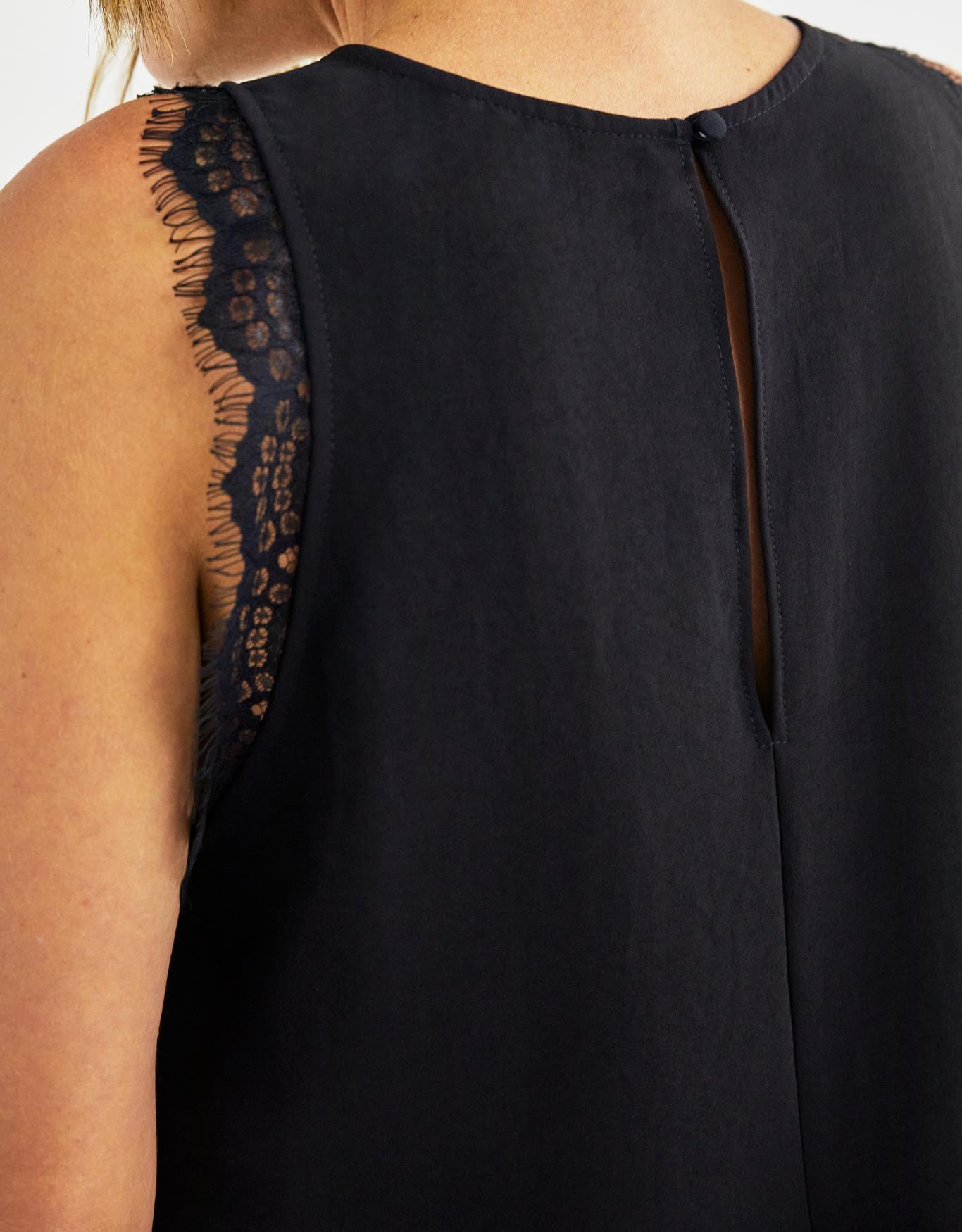 image_76e15ff2-d867-4931-90b7-7c052620ceae