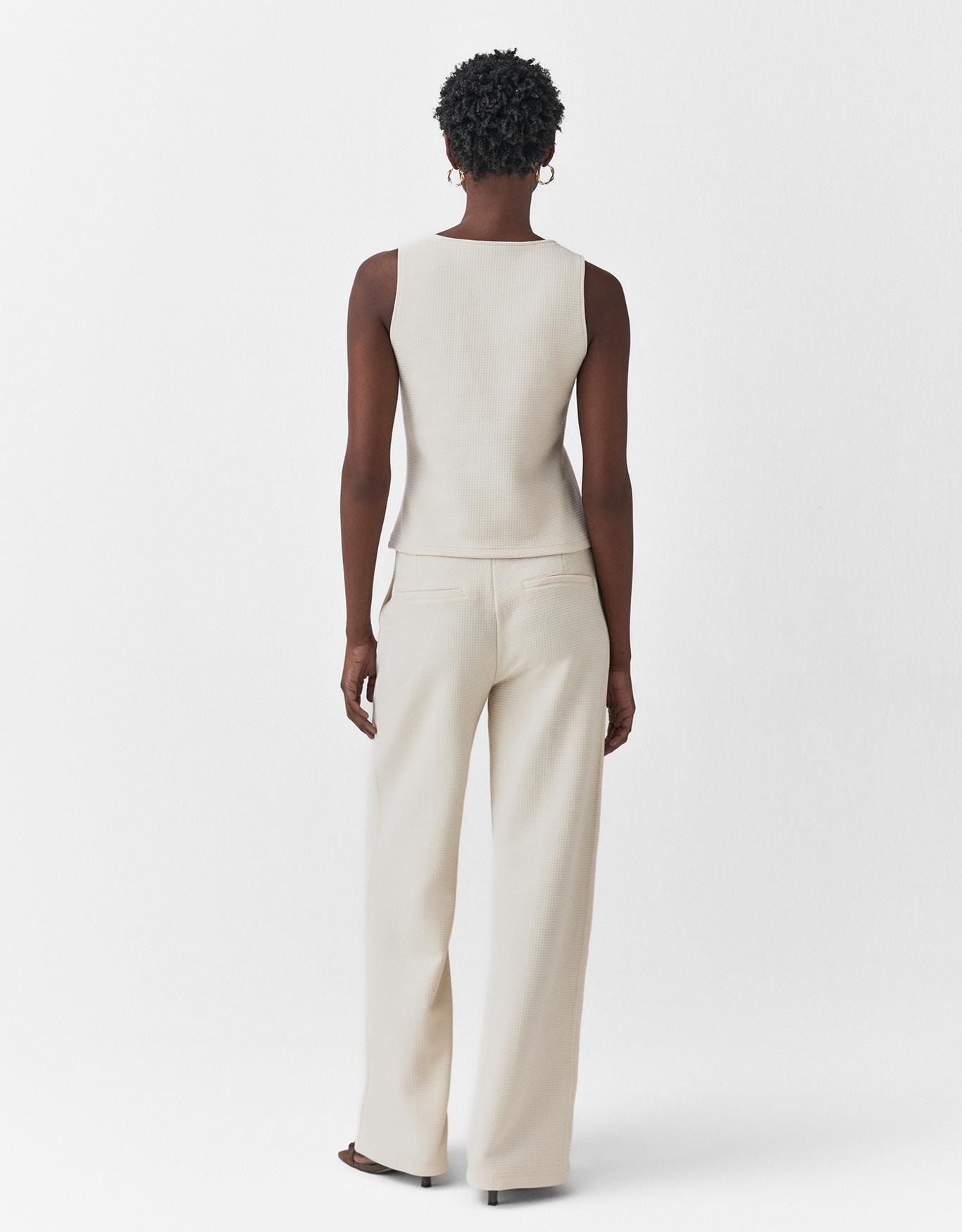 image_e33b474b-a675-4684-8a75-f1265be809ac