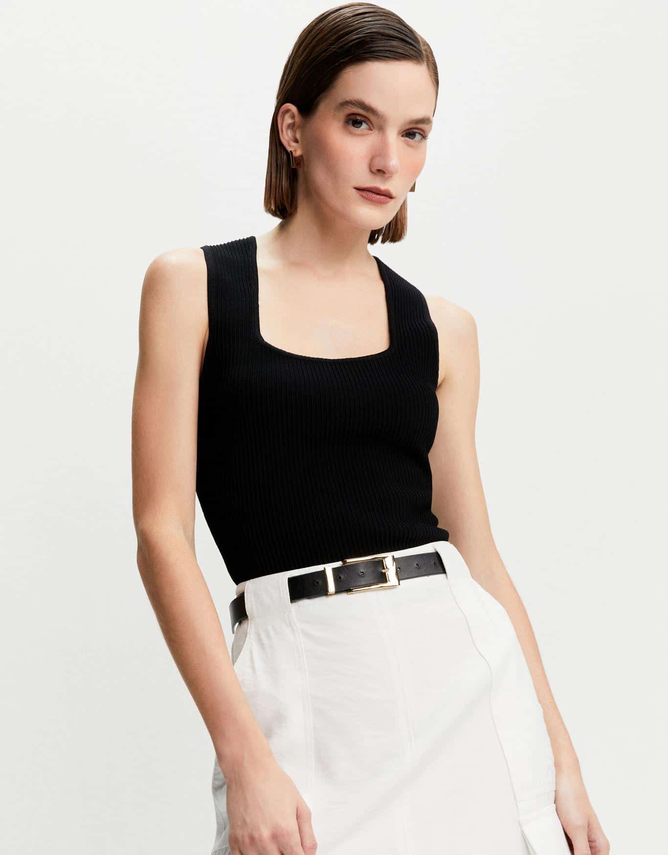 Regata Tricot Estruturada Preta