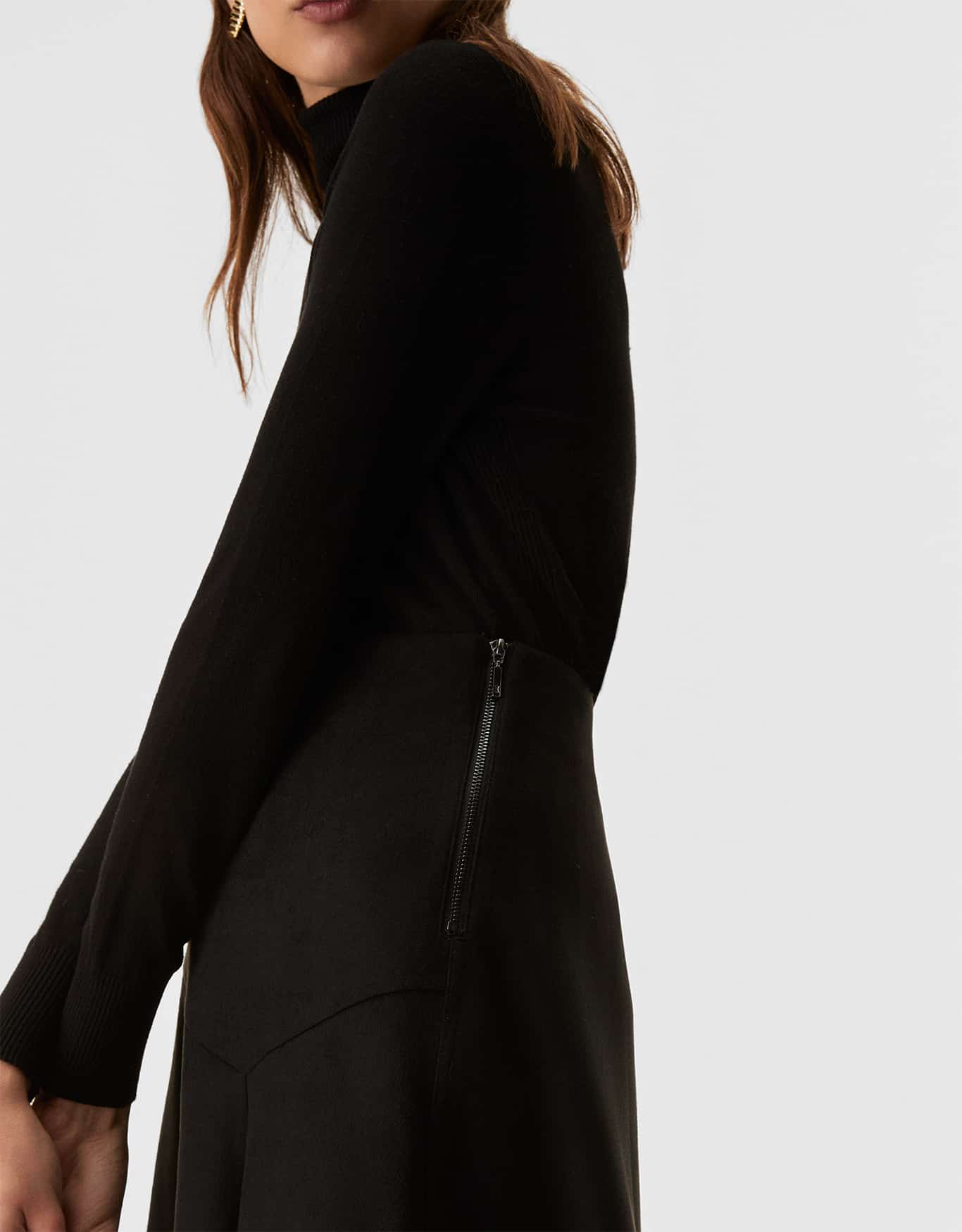 Saia Assimétrica Suede