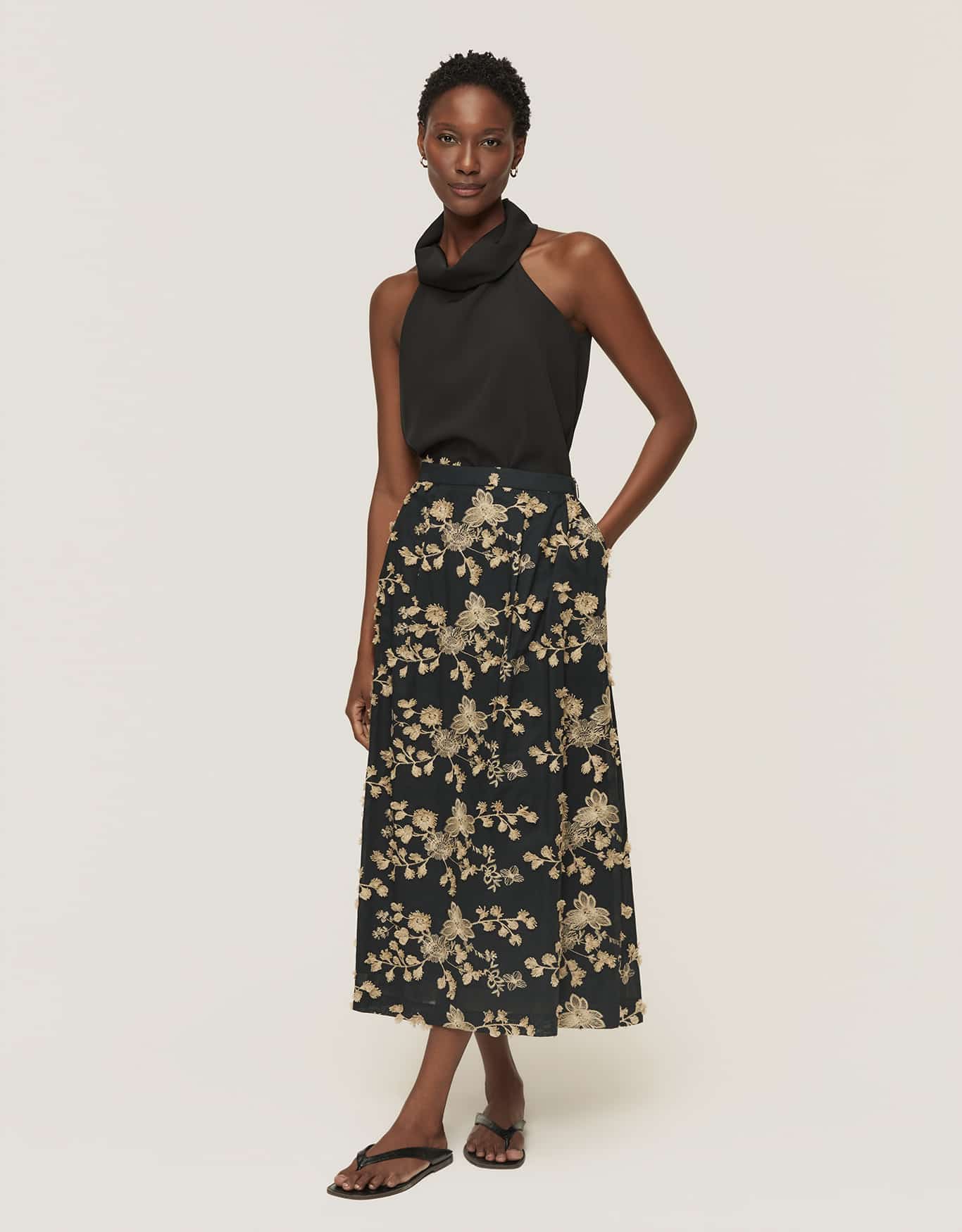 Saia Bordado Floral