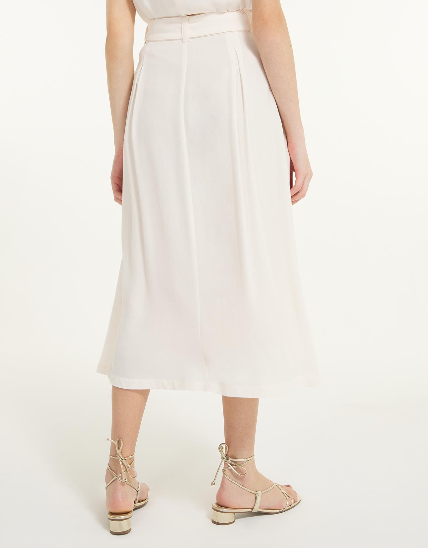 image_2ee1ceff-1a8b-4e27-ae19-00880ec54d71