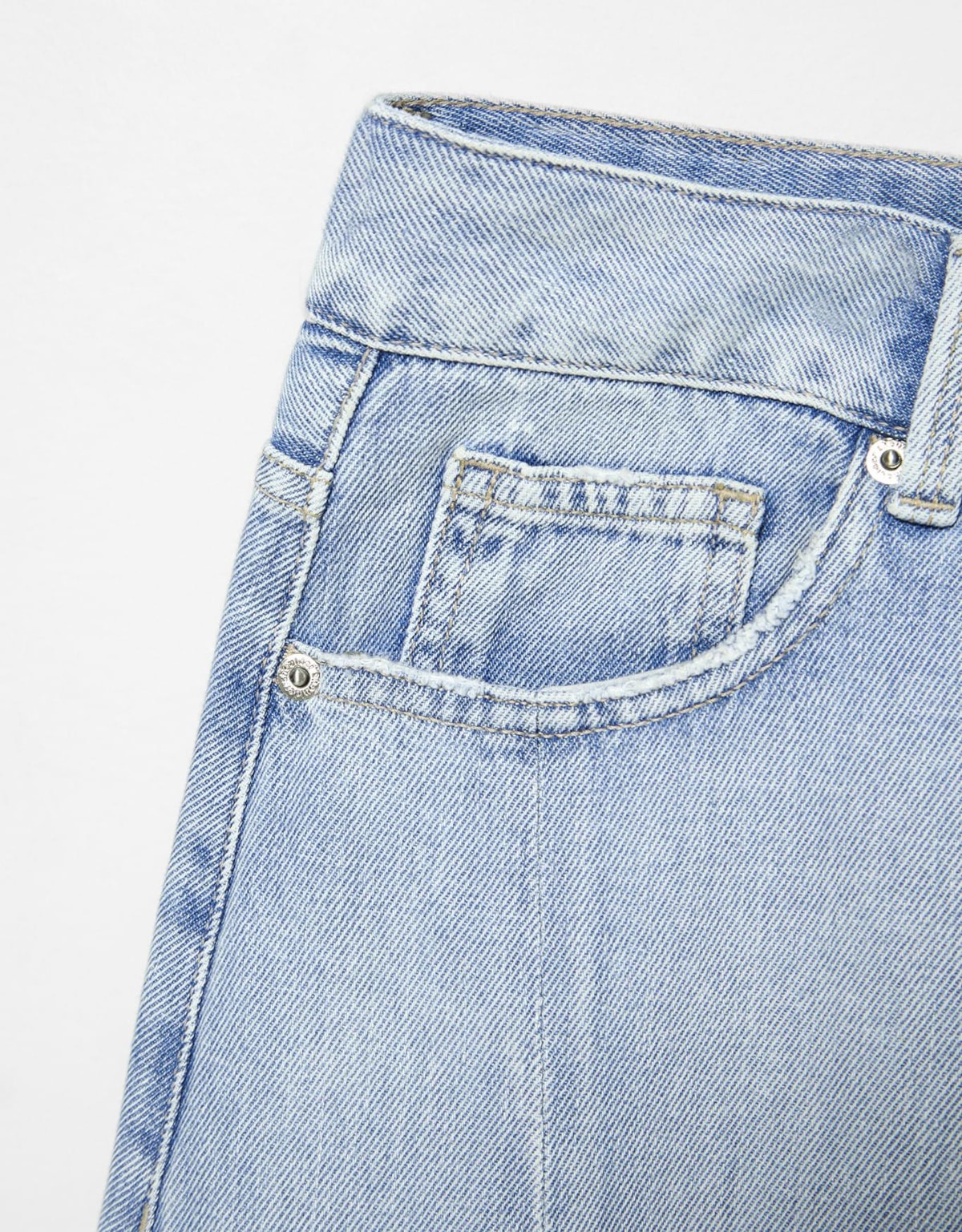 image_9b6cef02-7812-41e6-8735-068b88620fec