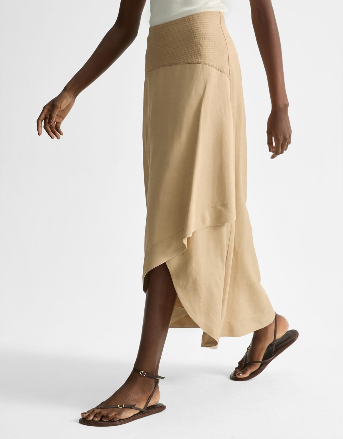 image_2dbf7ff8-1a6d-42e9-bc96-f48e3ebd956a