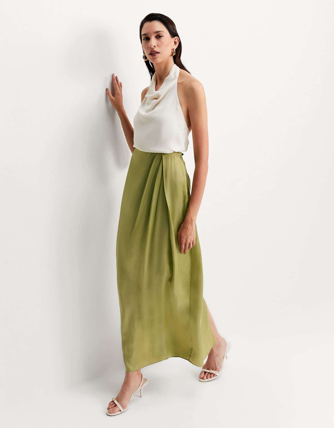 Saia Midi Com Pregas