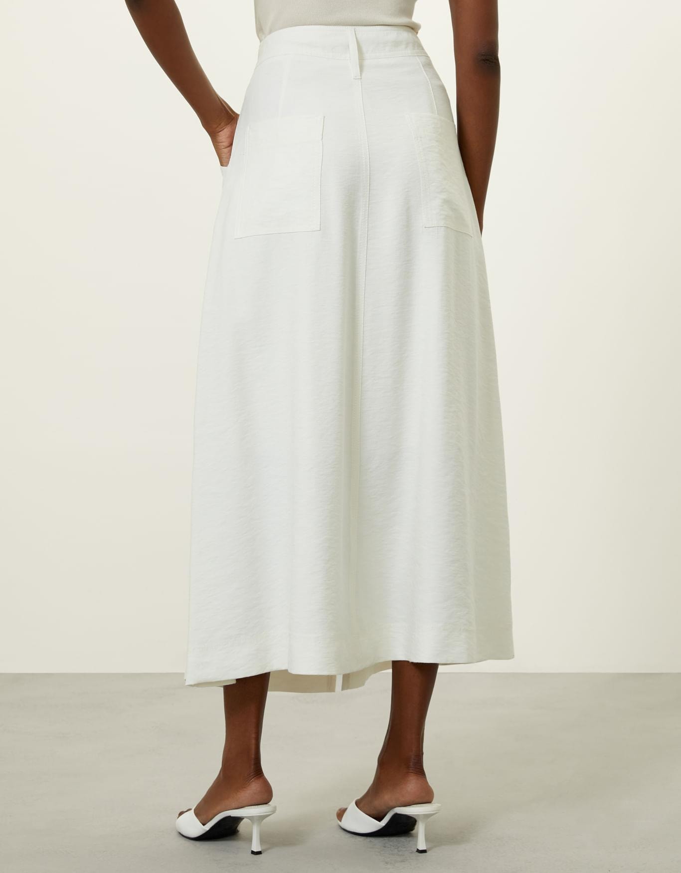 image_dfbe82fb-521c-4792-80b6-ad4190ec4274