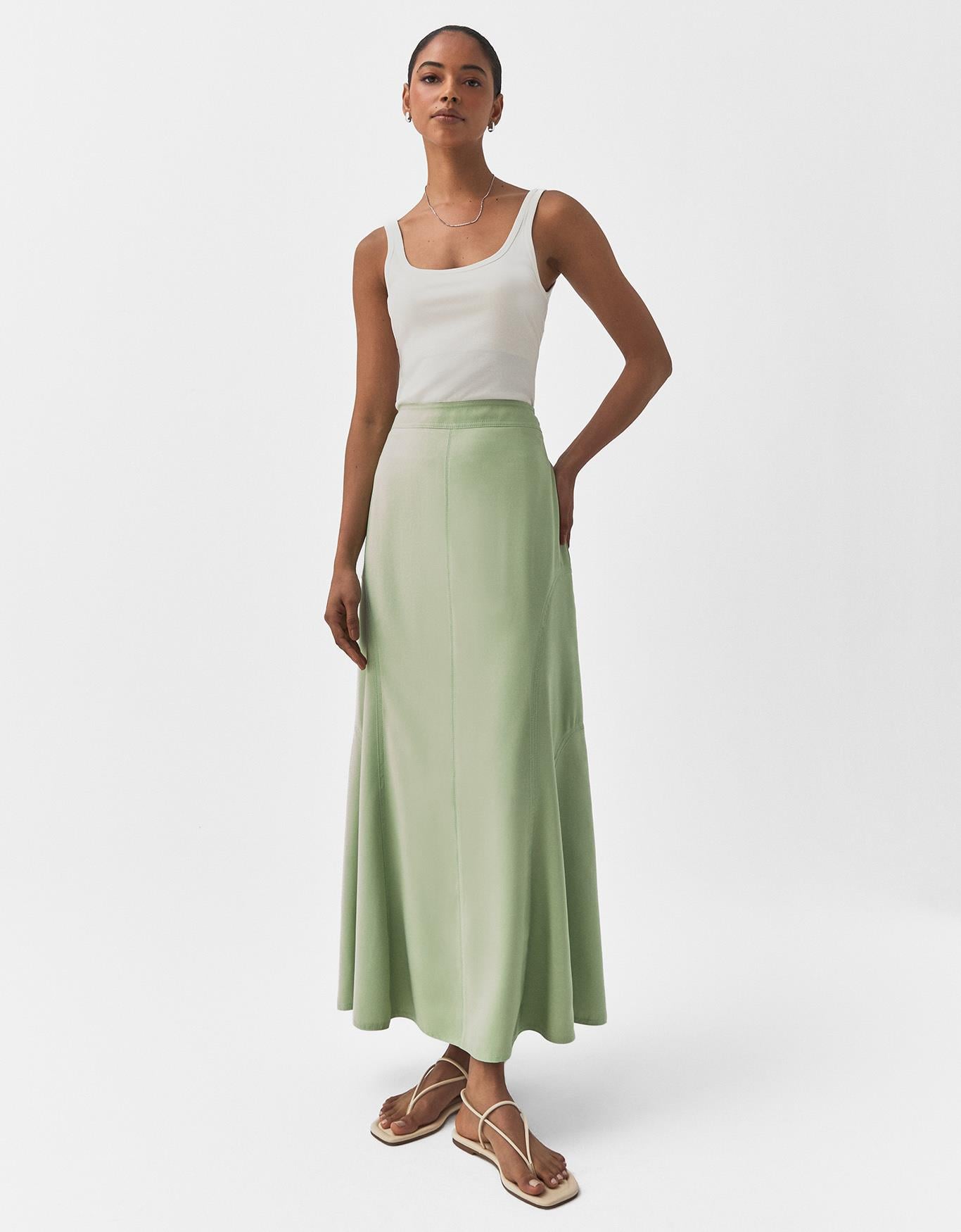 Saia Midi Recortes Verde Doce