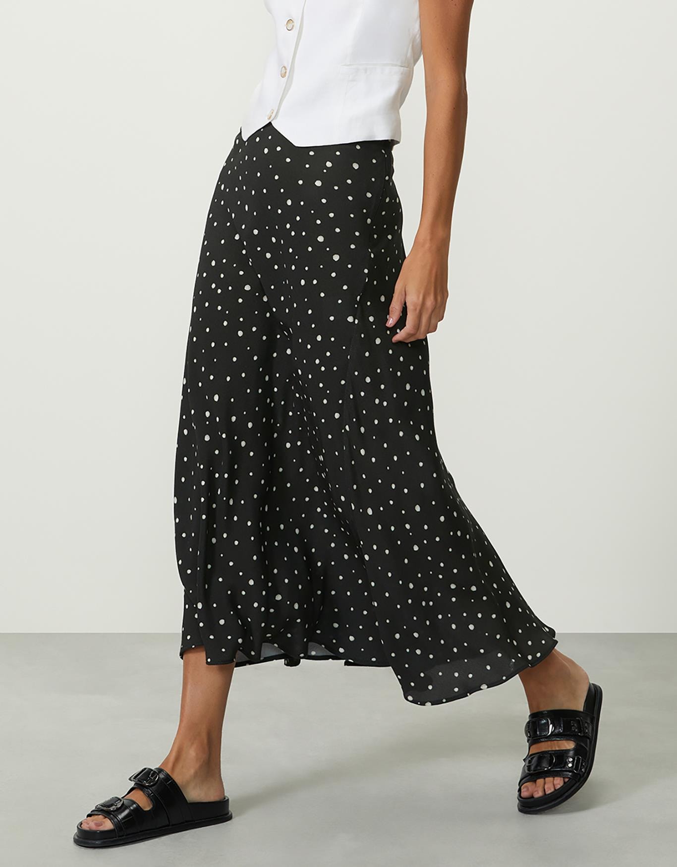 image_4a6a3f54-c7ee-45bf-9e37-e0114b27a263