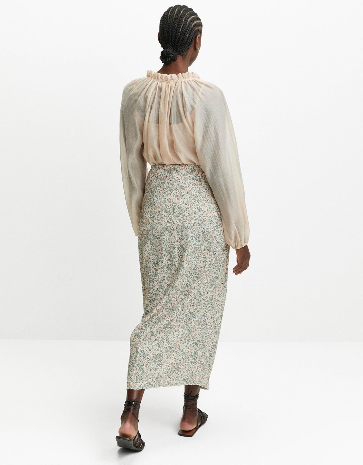 image_e20b2582-dfee-41c7-85a9-779838ee804a