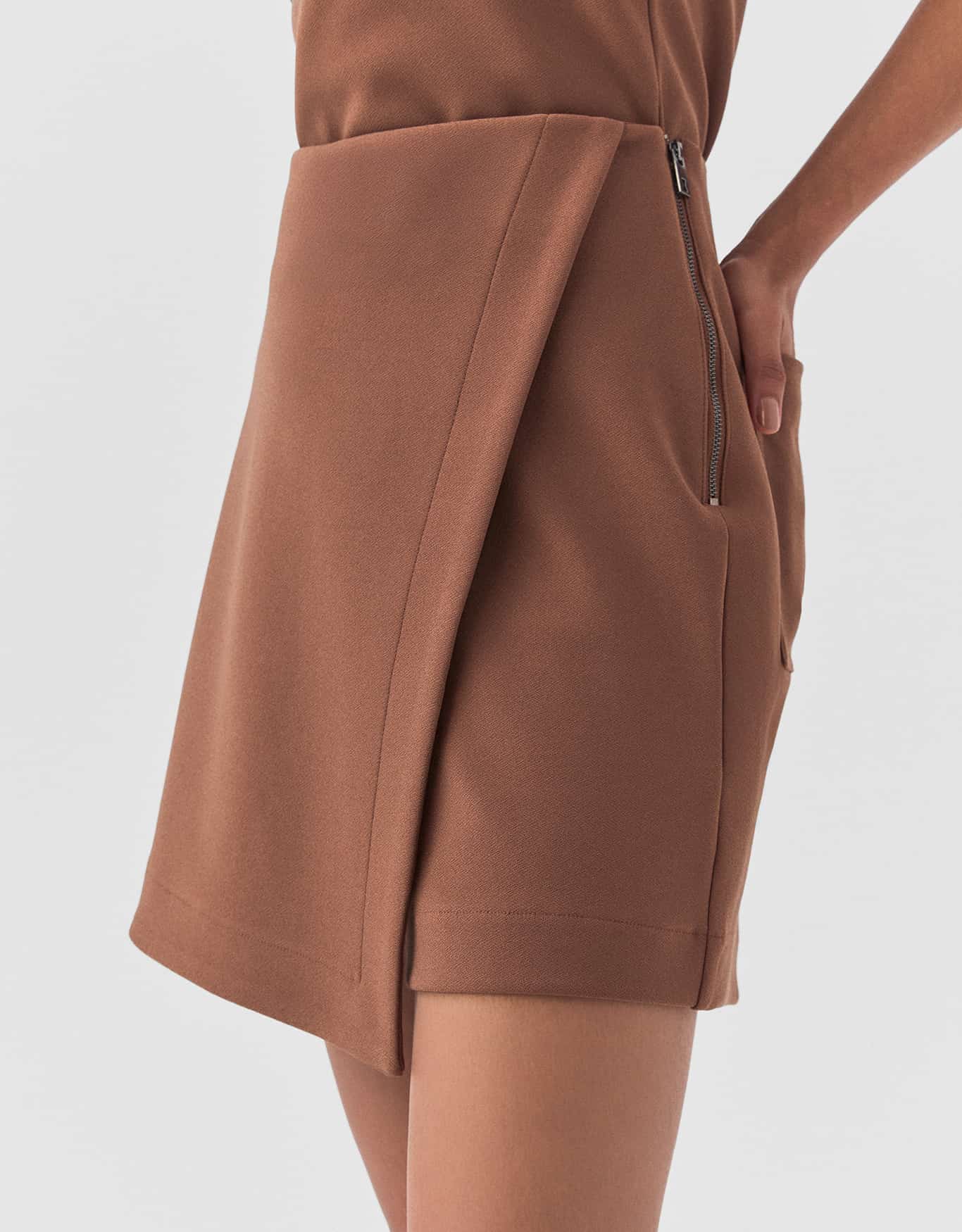 Short-Saia 360 Crepe Camel