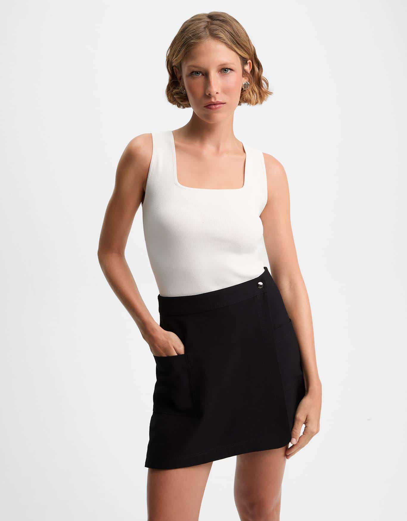 Short-Saia Transpassado Bolsos