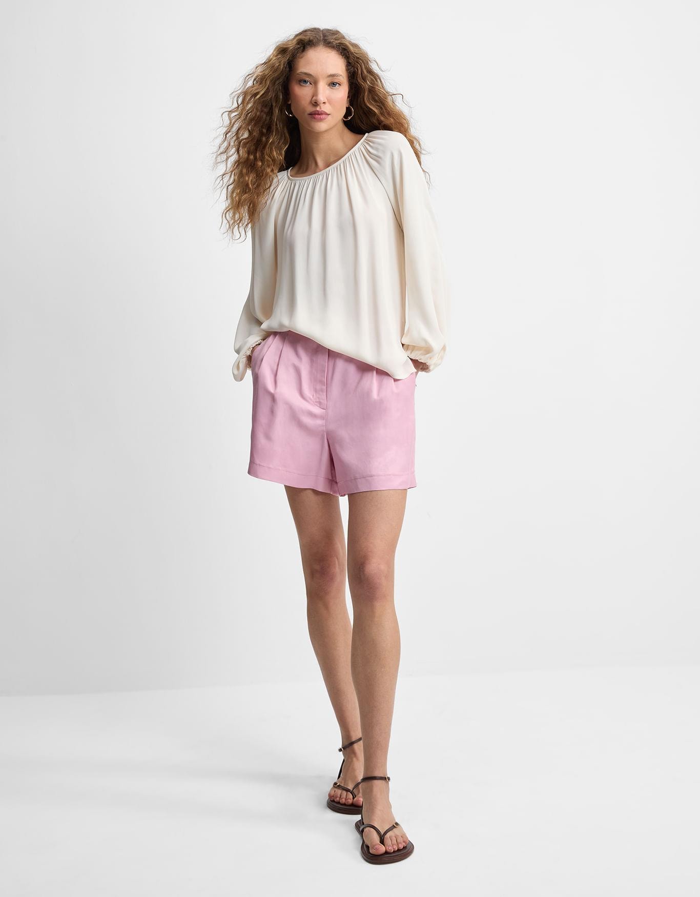 Shorts Alfaiatado Com Fivela Lateral