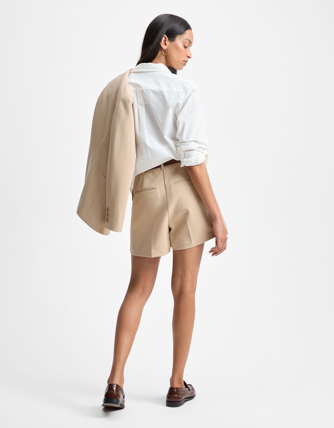 image_32030101-00a0-48f3-8b4a-ebc17379633a