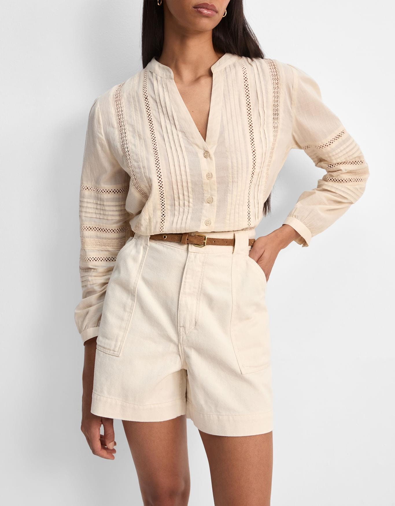 Shorts Bolsos Frontais