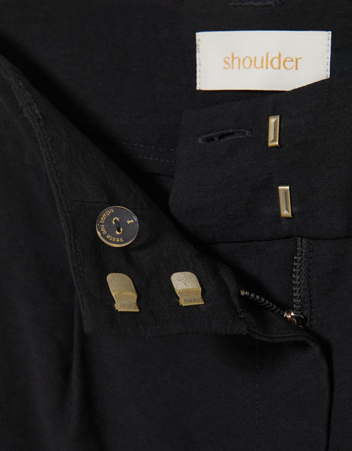 image_e515ee7c-b946-47ff-a061-95d9c34cec51