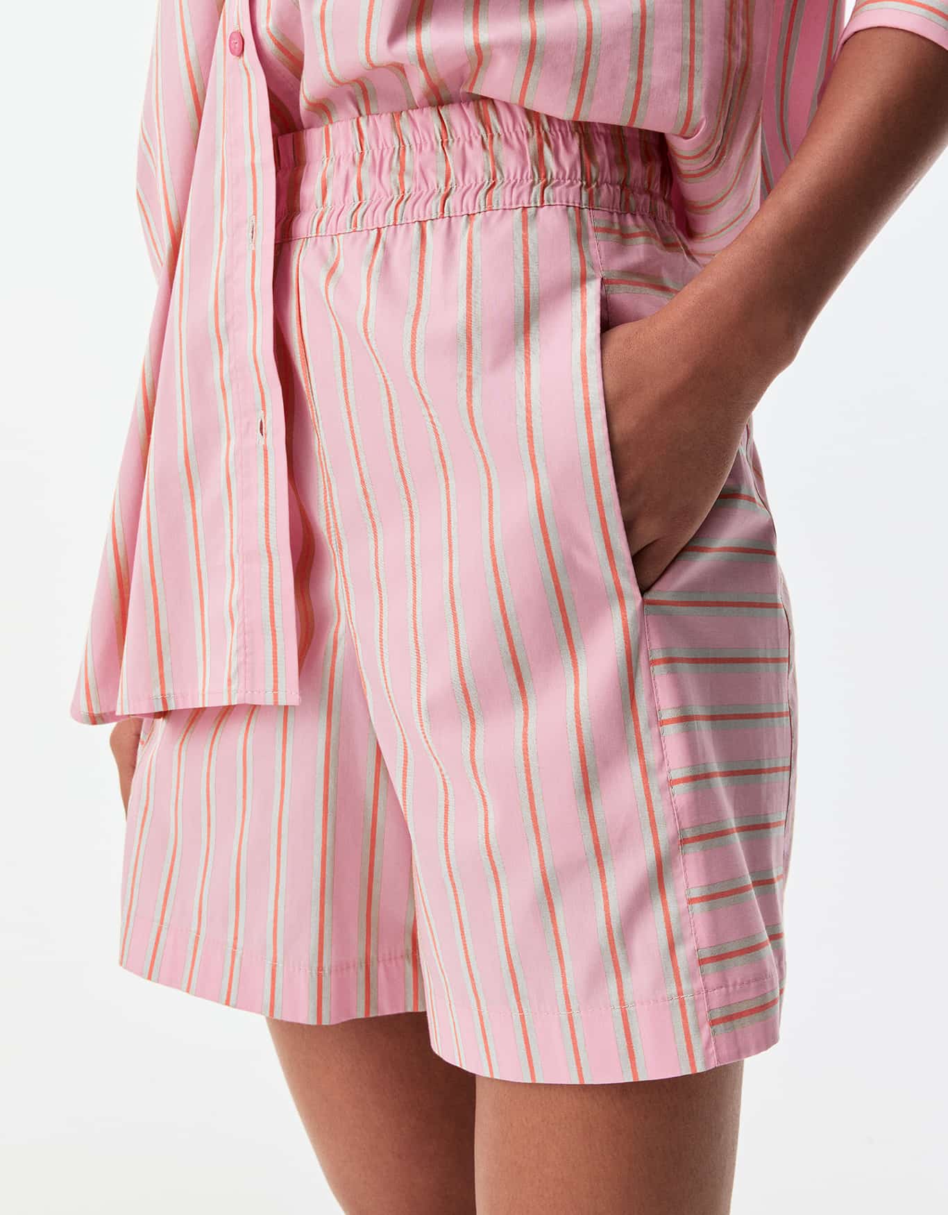 Shorts Fio Tinto Rosa