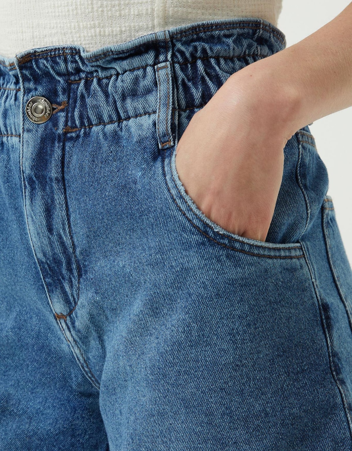 image_6bac7ff9-e405-4bca-9f43-30b8acac2749