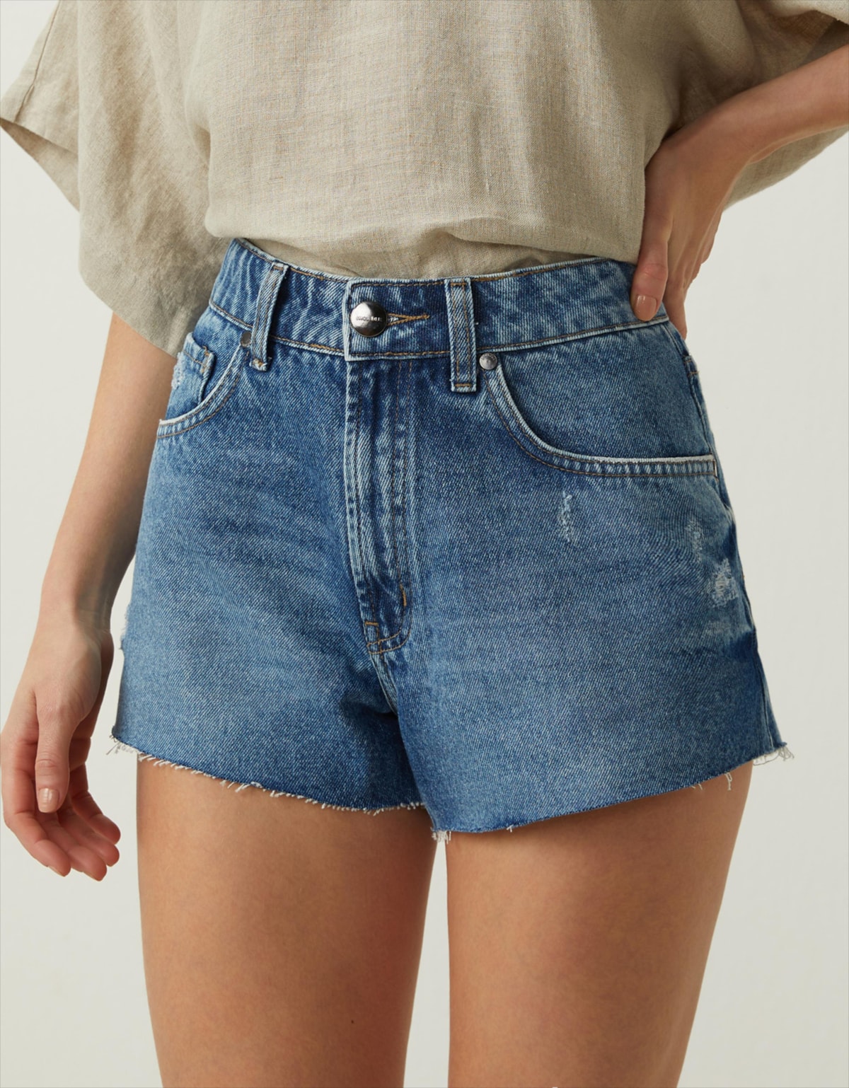 image_4a8fcac8-9943-4f3b-9e87-60400044ce17