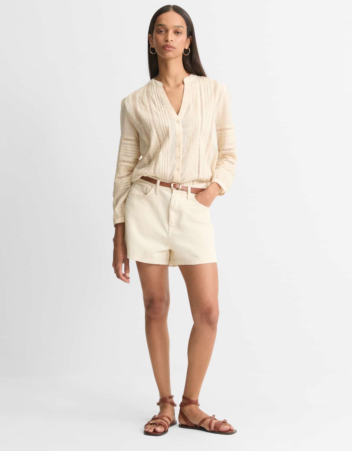 Shorts Natural Cintura Média