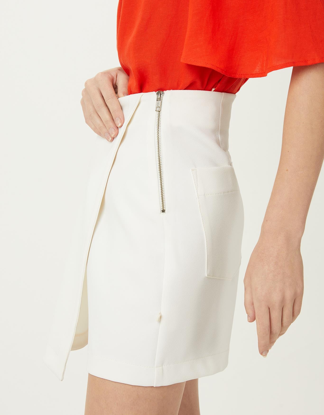 image_b08f71bd-cbce-442c-b6db-6e7db7b157ee