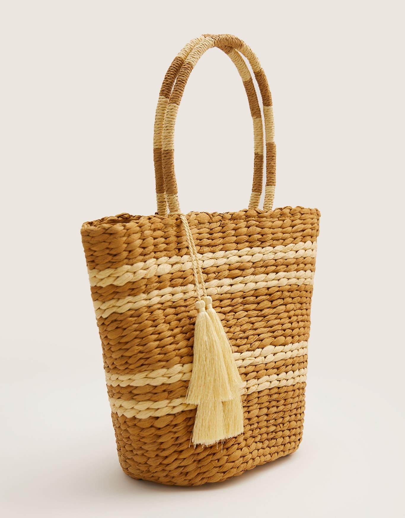 image_b73476f5-403c-4772-bdf0-c9e37776ae7e