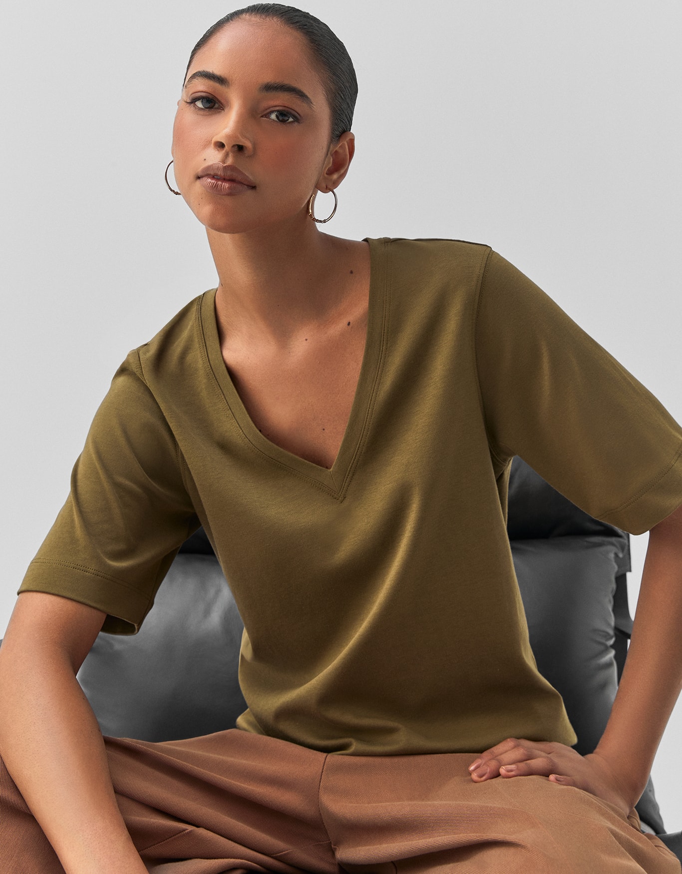 T-Shirt Algodão Pima Decote V