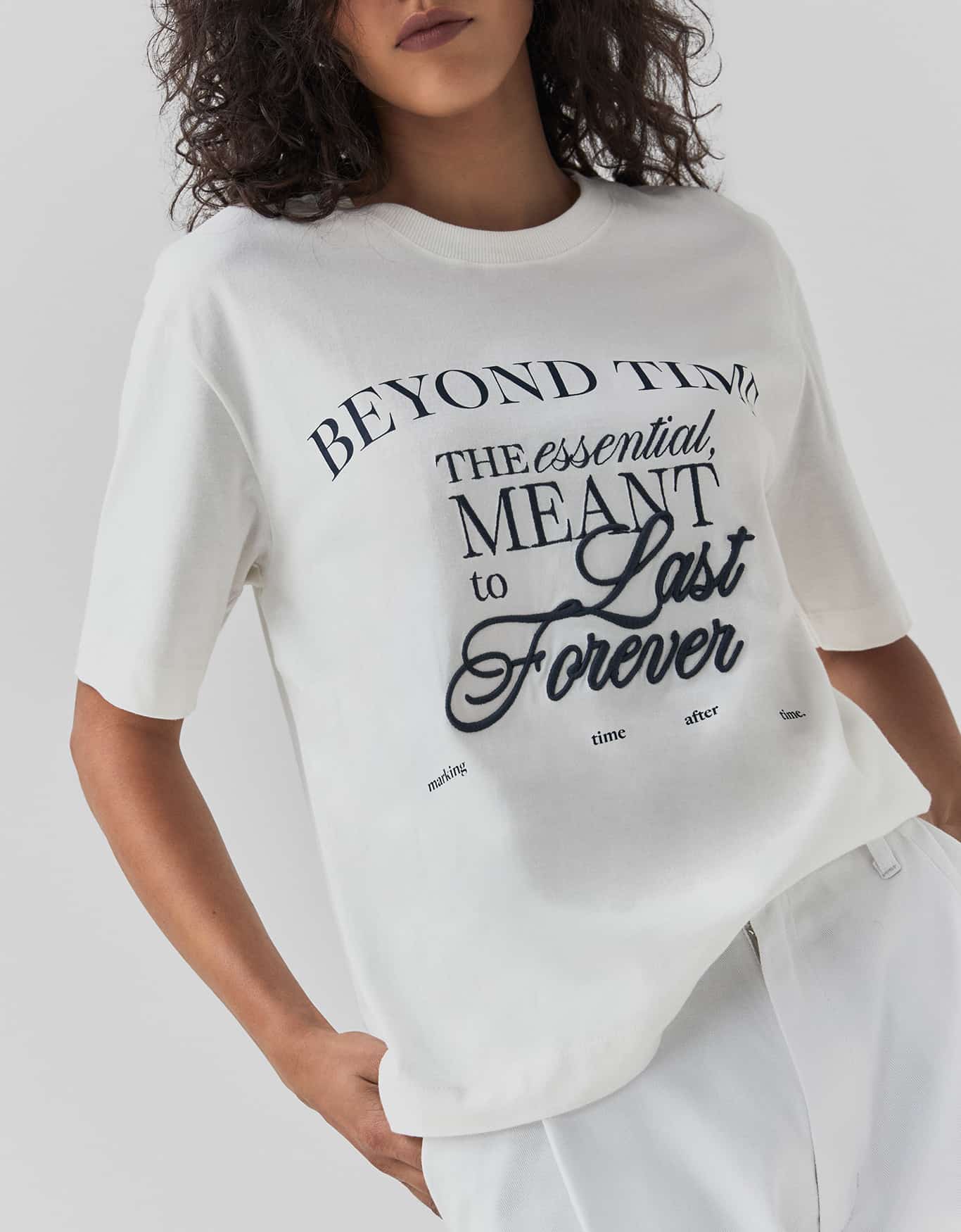 T-Shirt Beyond Time