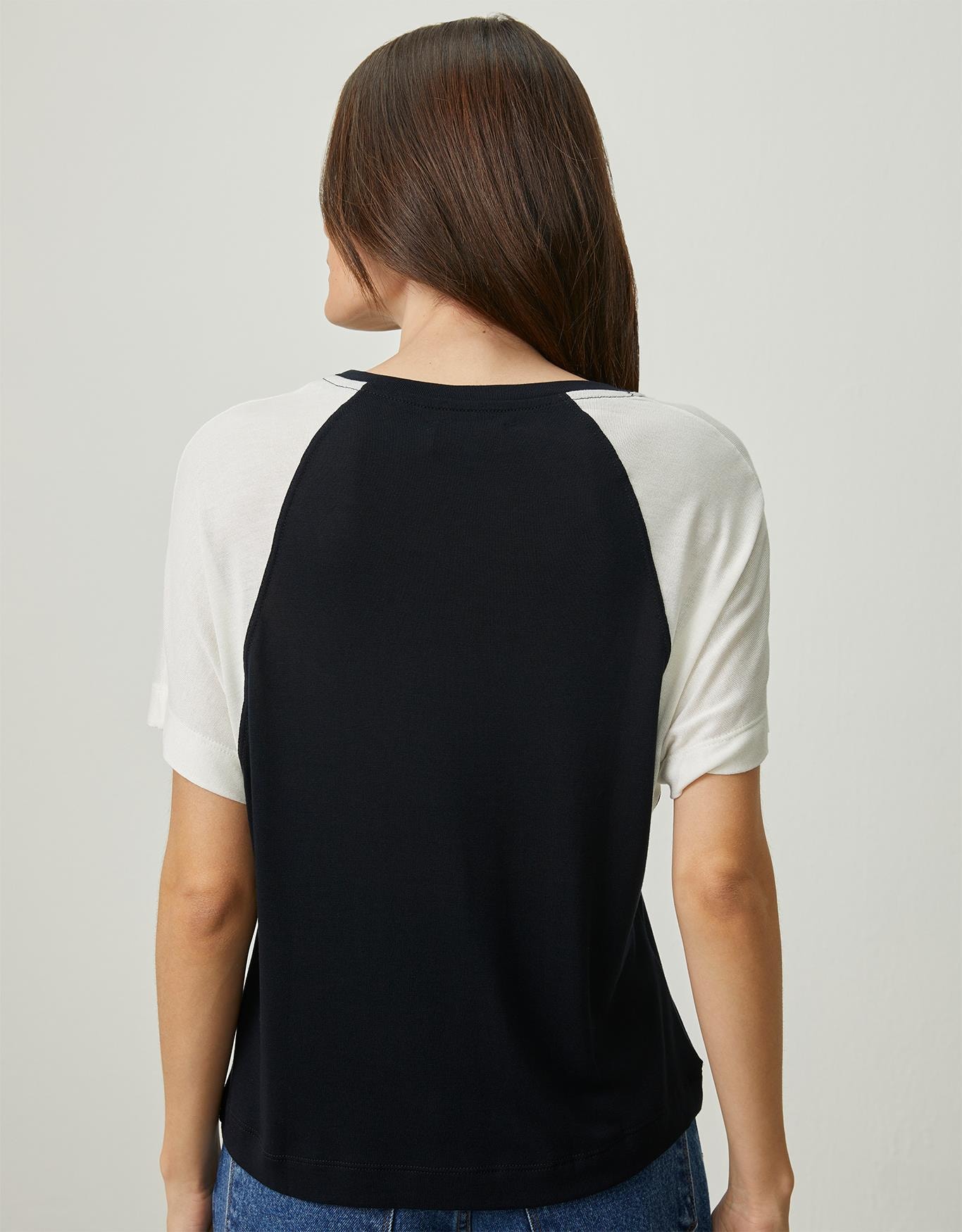 image_e5a2f99d-c338-432e-80d3-7ac6da922cc4