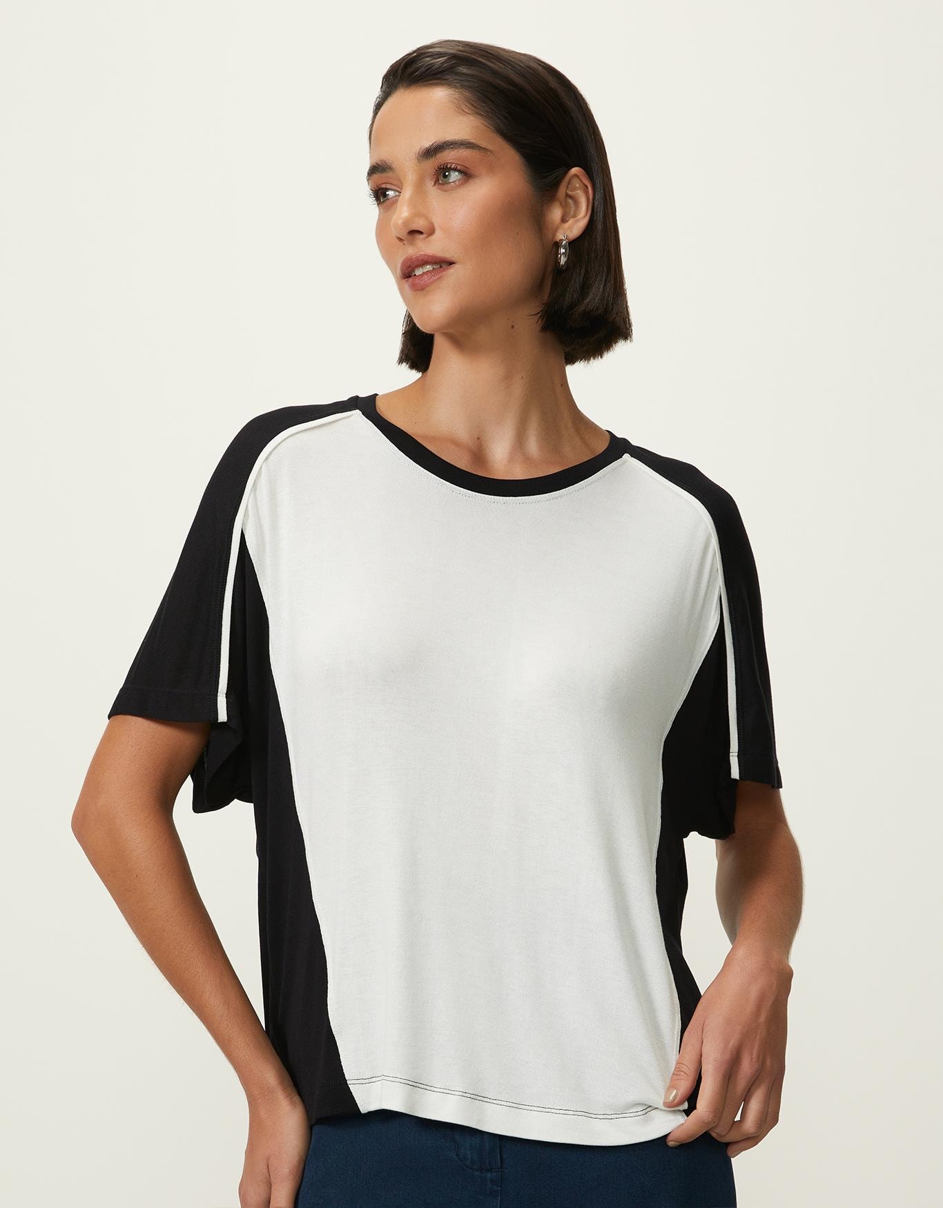 image_b46194d4-90b3-46f0-b0de-176f00710643