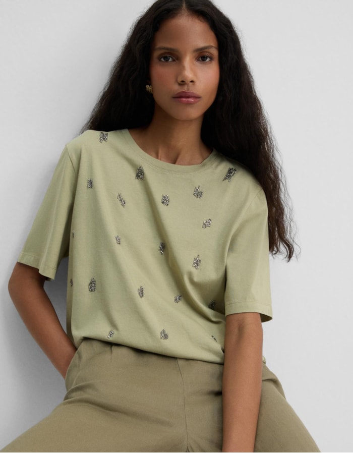 Shoulder — T-Shirt Bordada Brilho